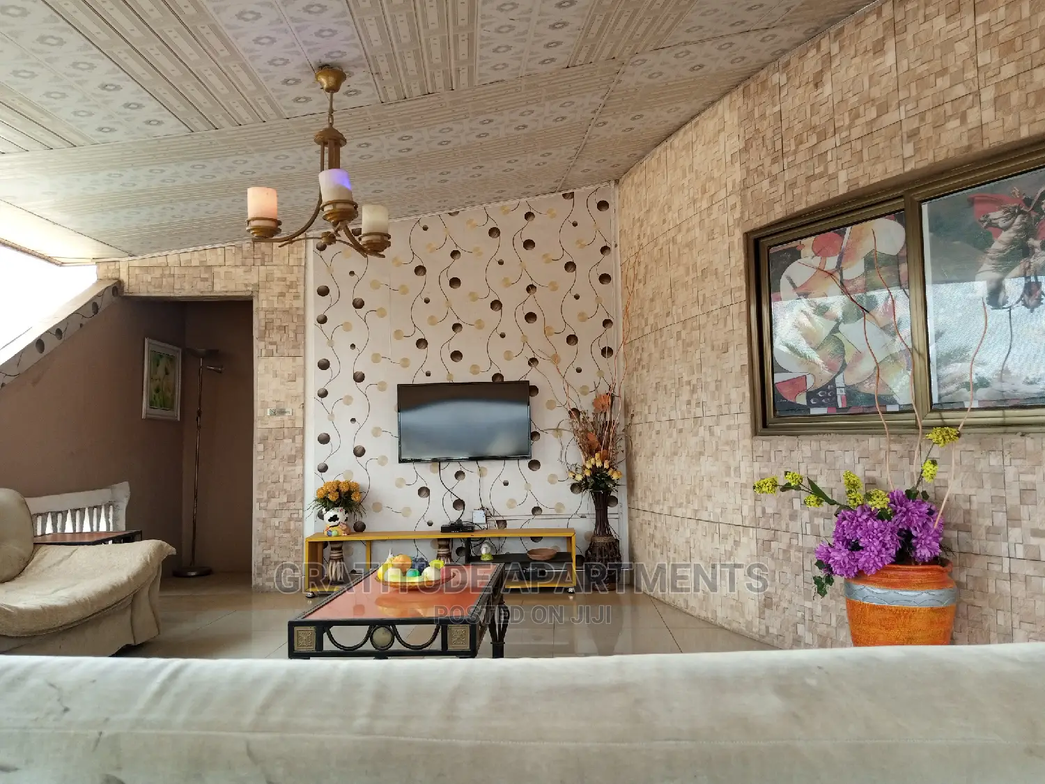 Gratitude:Presidential Suite-1brm+Sit-Out Lounge Ghc600 Per Day:2guest in Lapaz