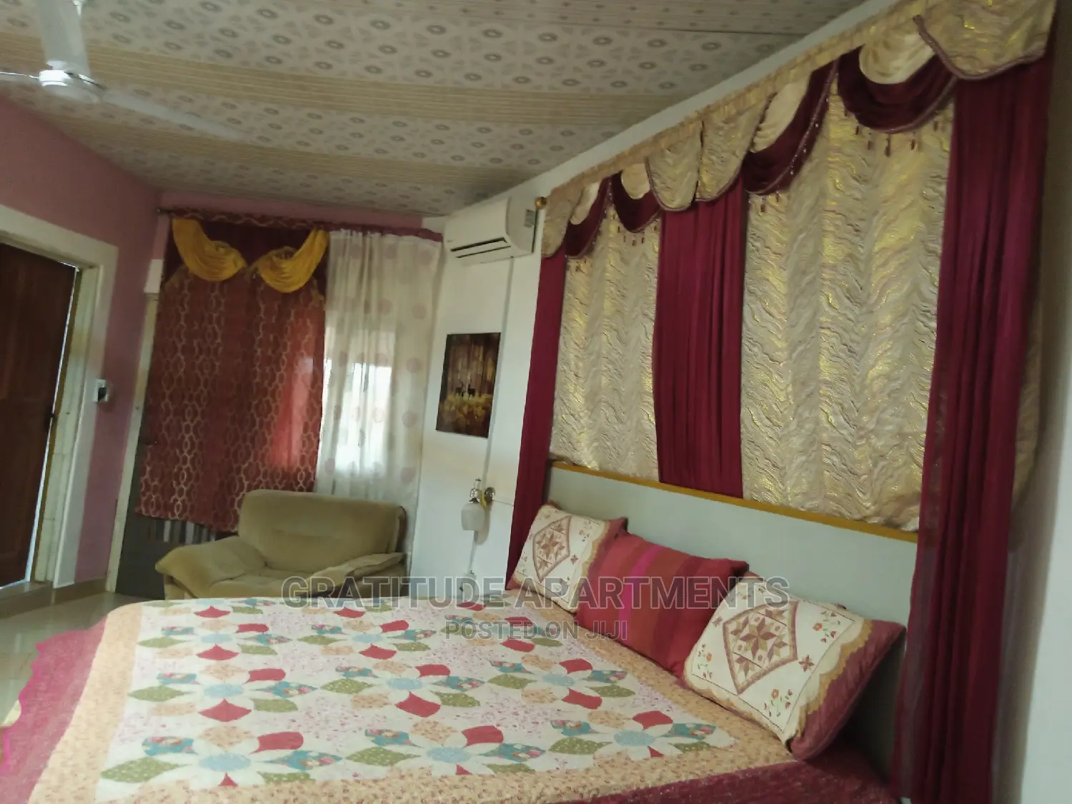 Gratitude:Presidential Suite-1brm+Sit-Out Lounge Ghc600 Per Day:2guest in Lapaz