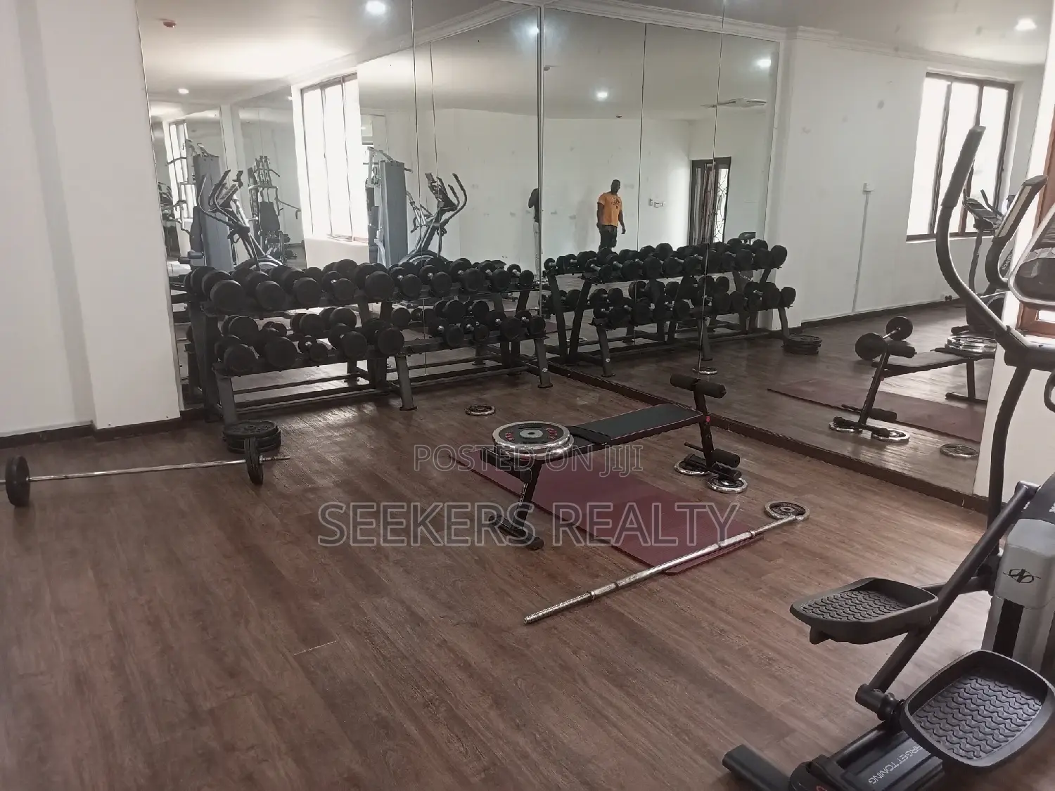 Furnished 2bdrm Apartment in Seekers Realty, Osu for sale in Osu