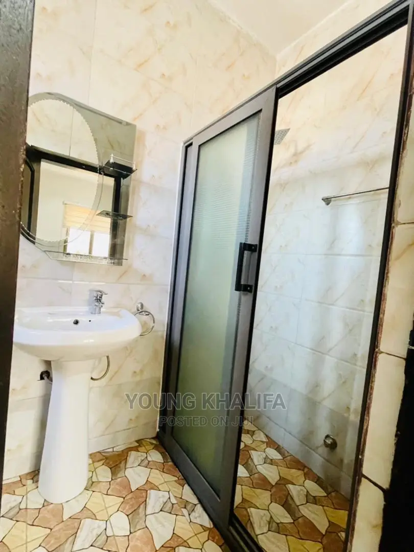 Furnished One Bedroom Apartment Airport Hills in Trade Fair