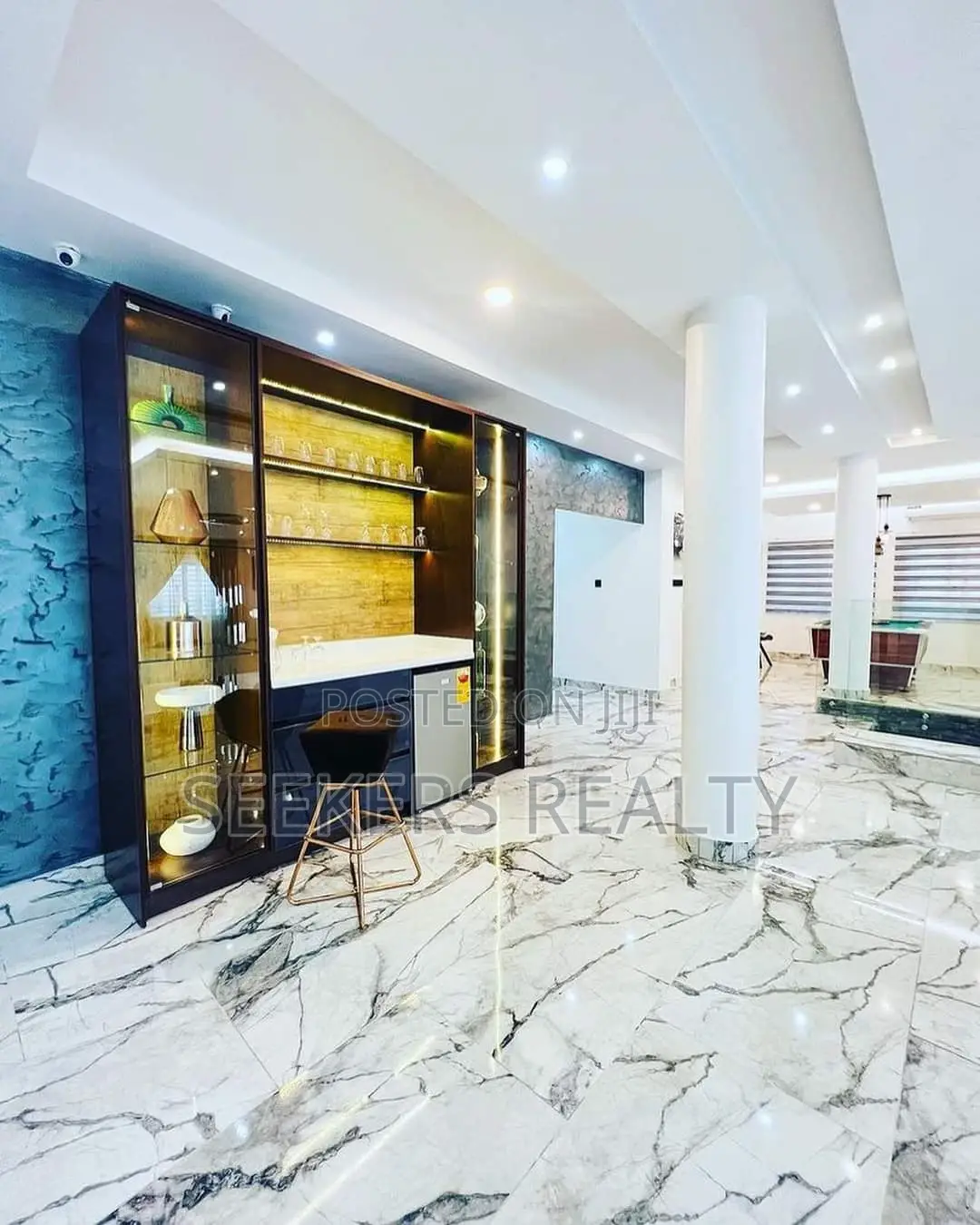 Furnished 10bdrm Mansion in Seekers Realty, Accra Metropolitan for sale in Accra Metropolitan