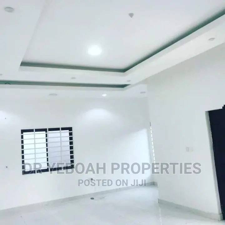3bdrm House in Spintex 3 Bedrooms for sale in Spintex