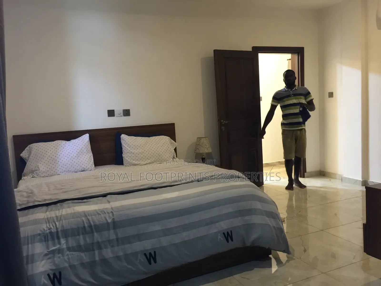 A Very Neat and Executive 2bedrooms Furnished in Adenta