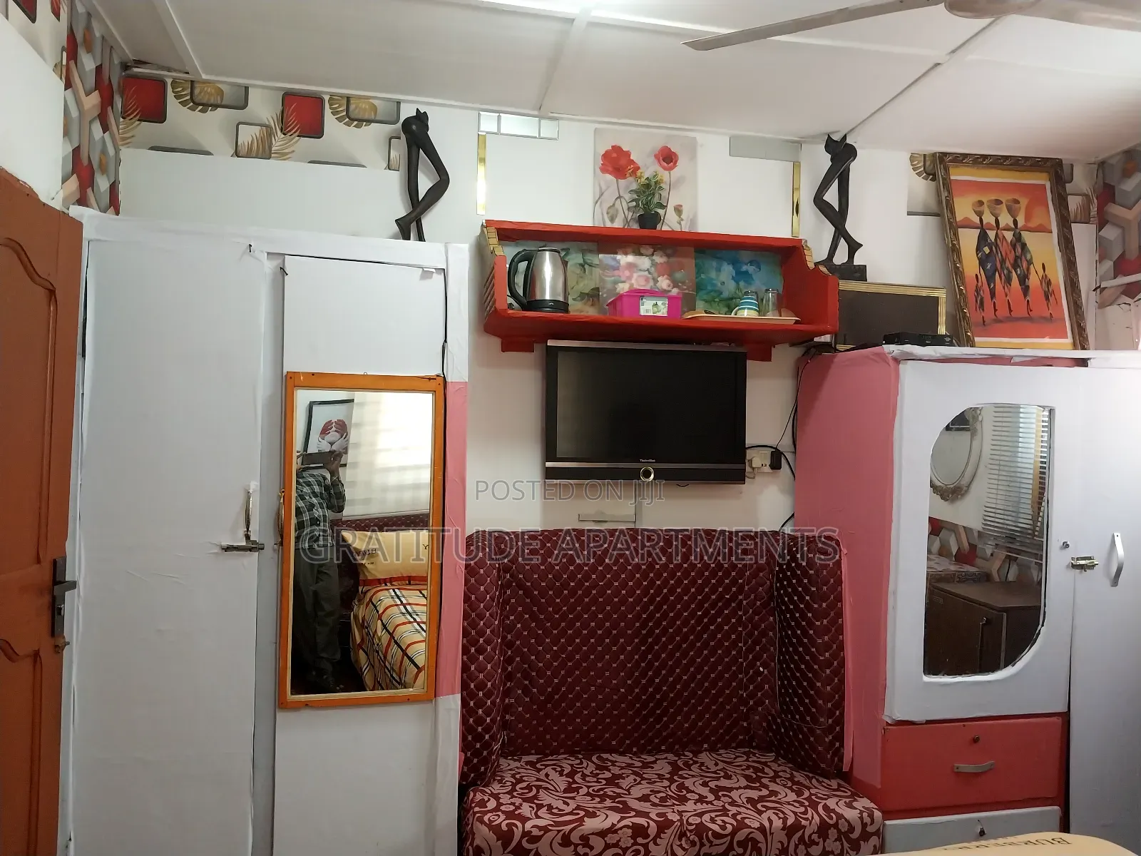 Gratitude Ambassador Suite: 1bdrm Short Stay:Ghc300 Per Day: 2 Guests in Lapaz