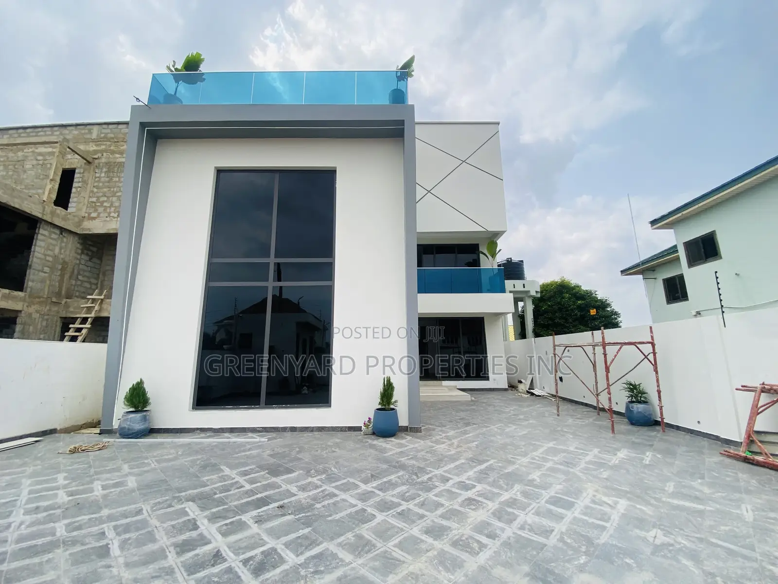 4bdrm Penthouse in East Legon for sale in East Legon