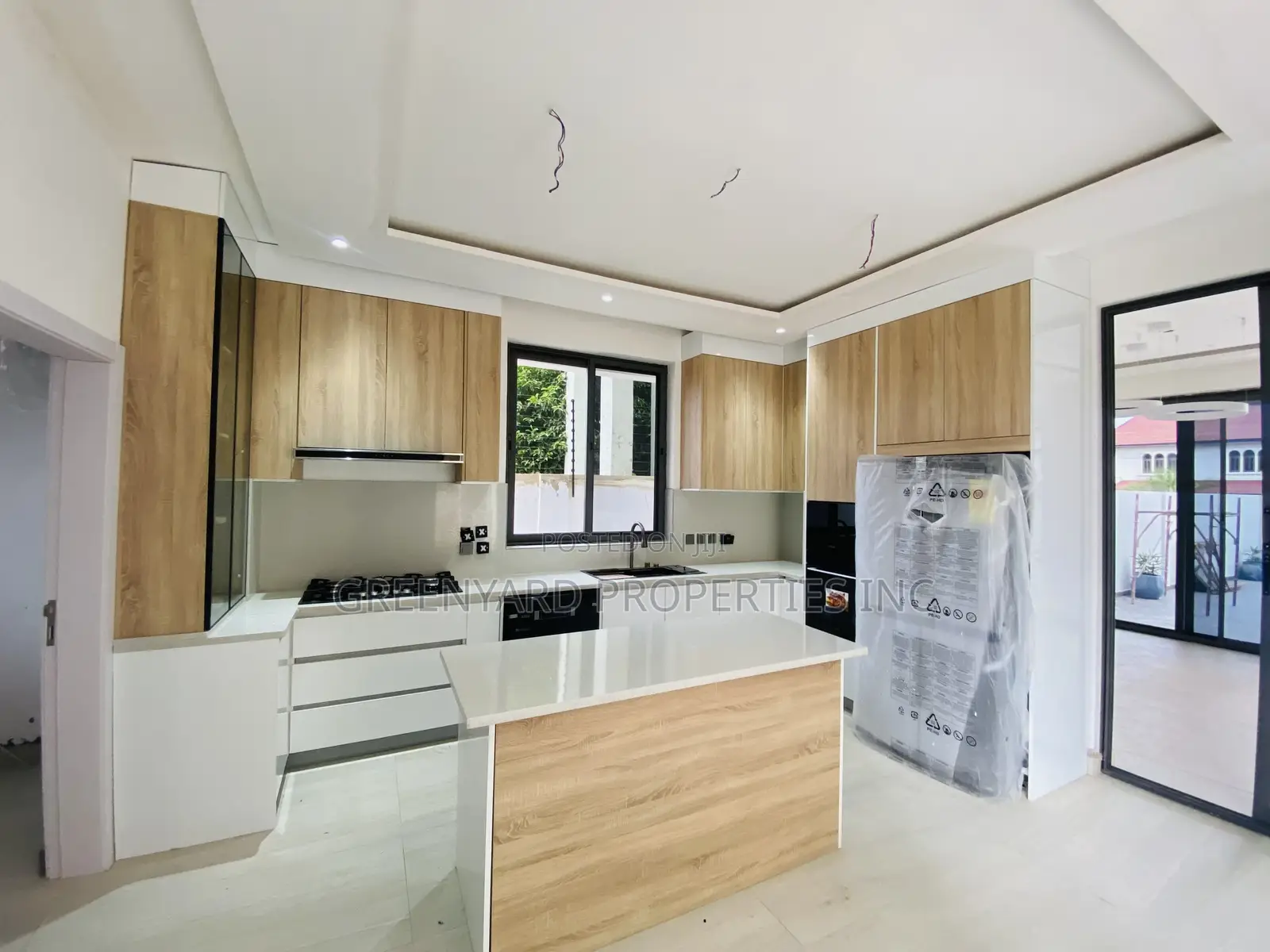 4bdrm Penthouse in East Legon for sale in East Legon