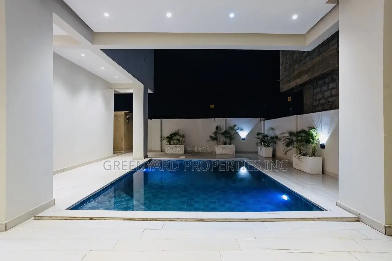 4bdrm Penthouse in East Legon for sale in East Legon
