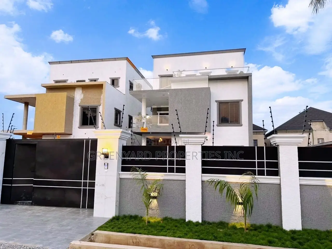 5bdrm Mansion in Mile 7, Achimota for sale in Achimota