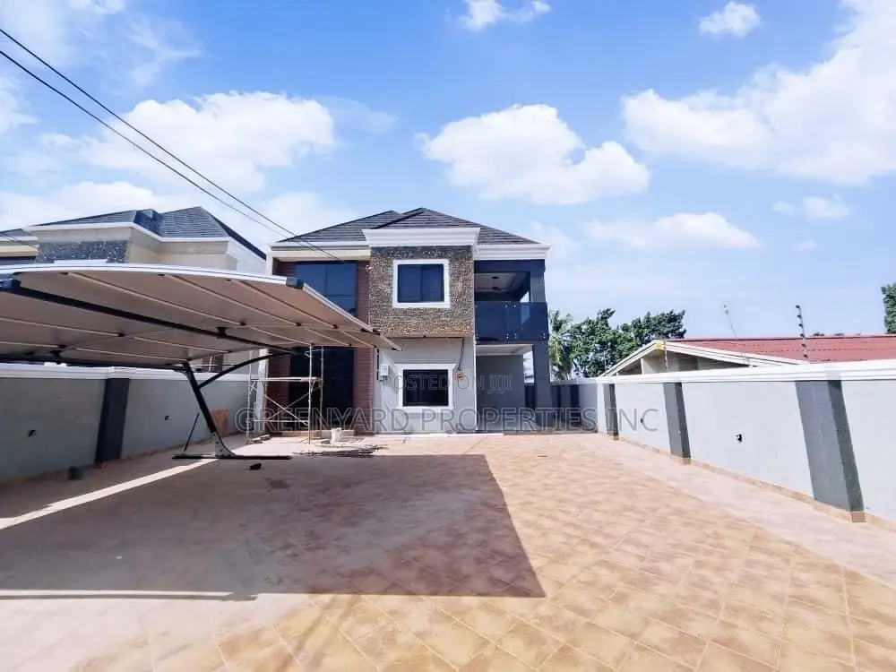 5bdrm House in Tantra Hills, Achimota for sale in Achimota