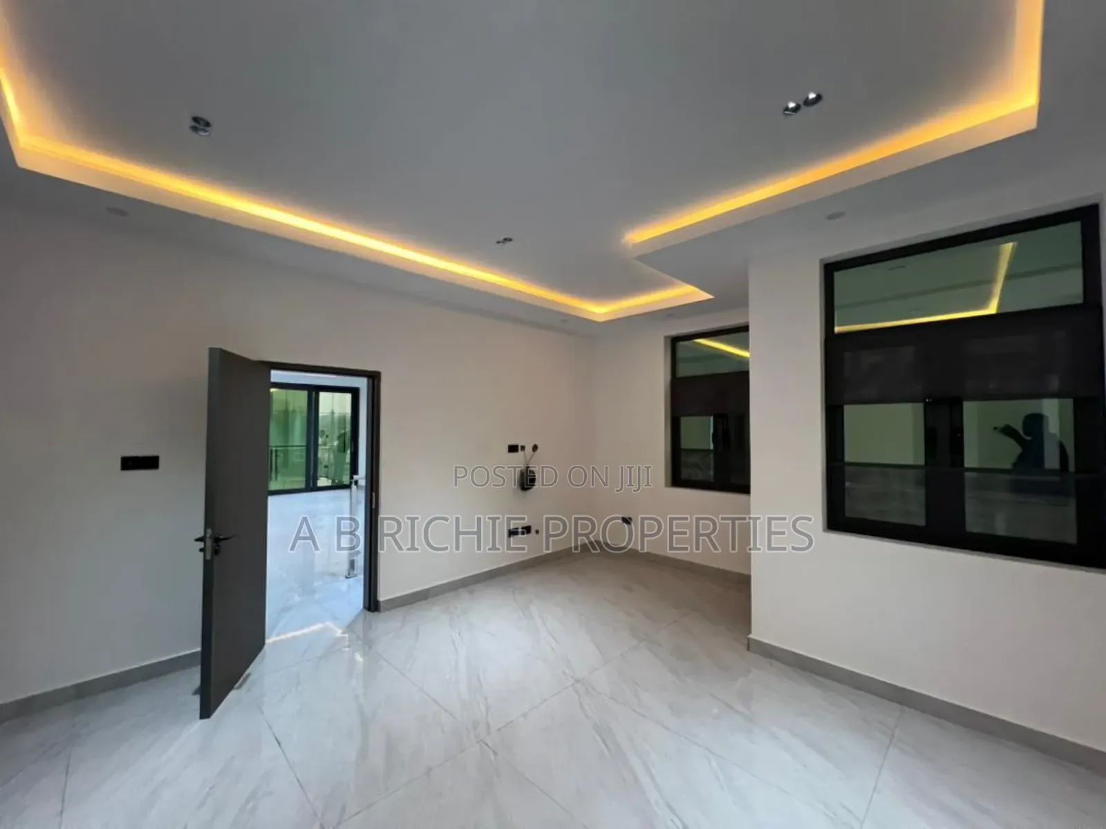 4bdrm Penthouse in Ab Richie Properties, West Legon for sale in West Legon