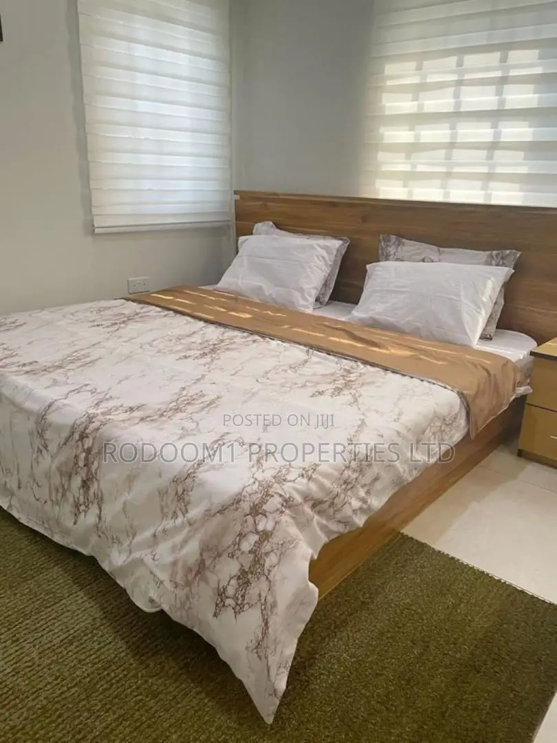 En-Suite 1 2 Bedrooms Apartments at Tesano for Short Stay in Tesano