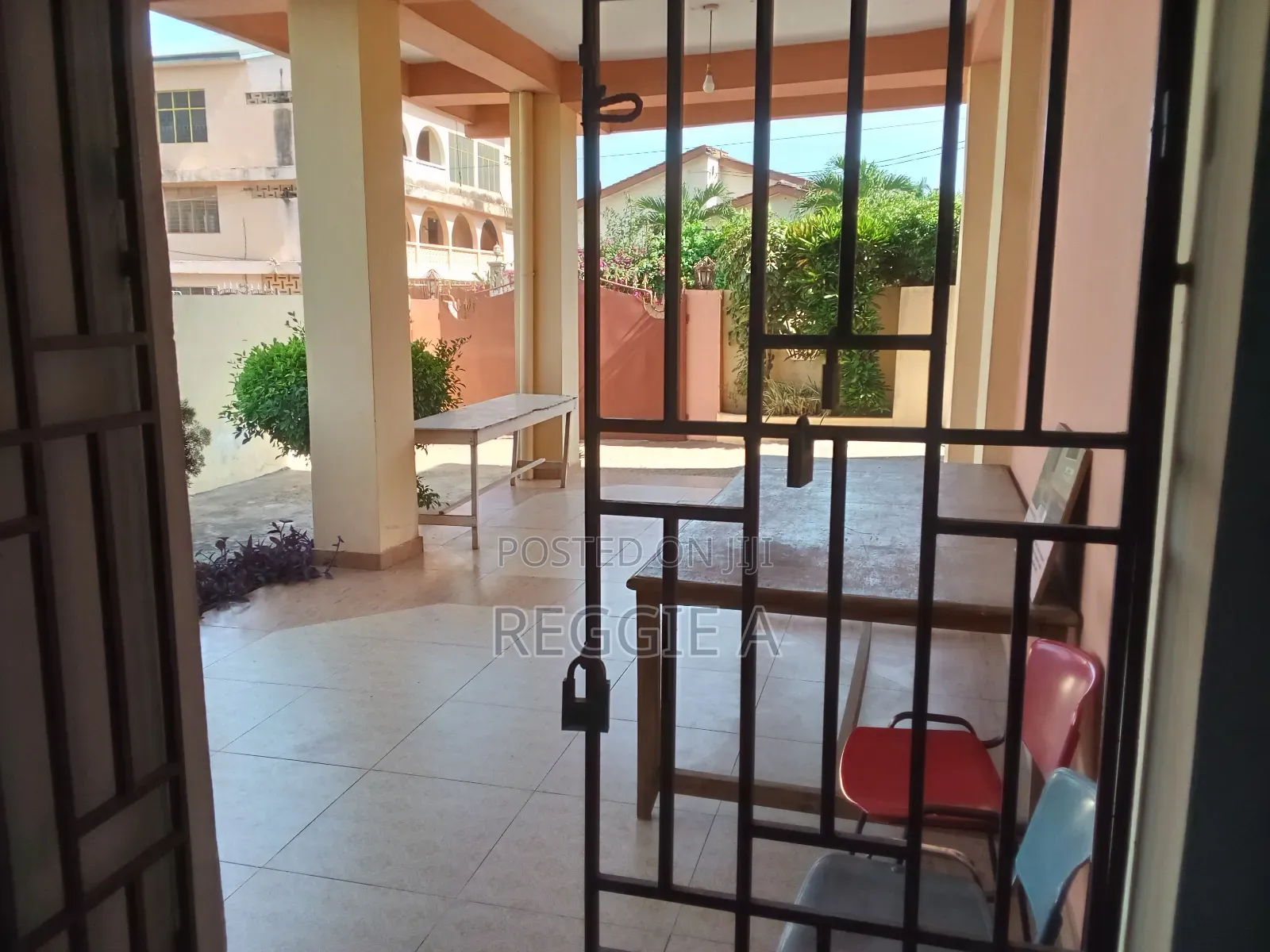 (Bf) ¢150.00!A Day - One Bedroom Studio Fully Furnished Flat. in Top Base