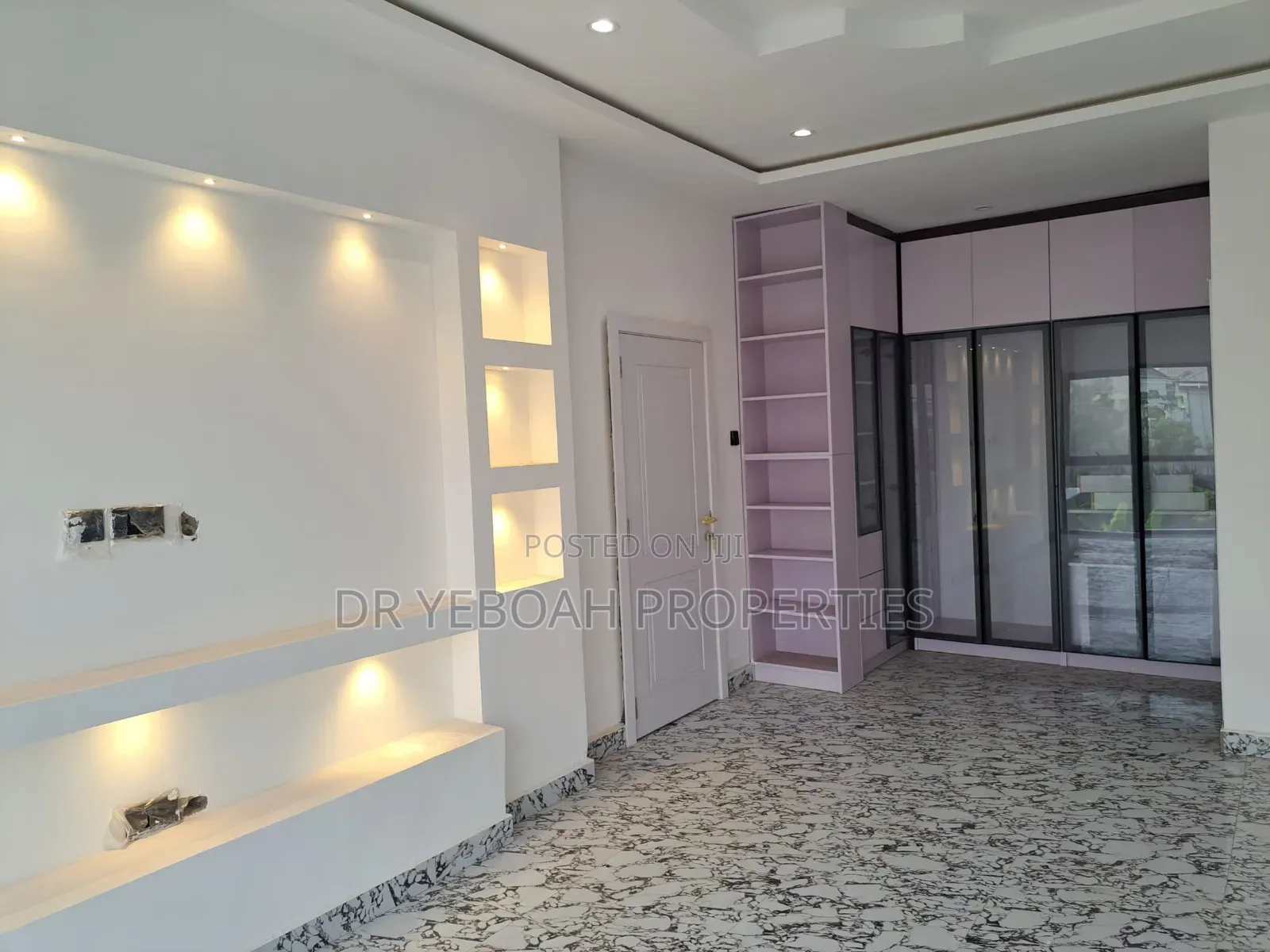 4bdrm Duplex in Lashibi Comm 14:-, Spintex for sale in Spintex