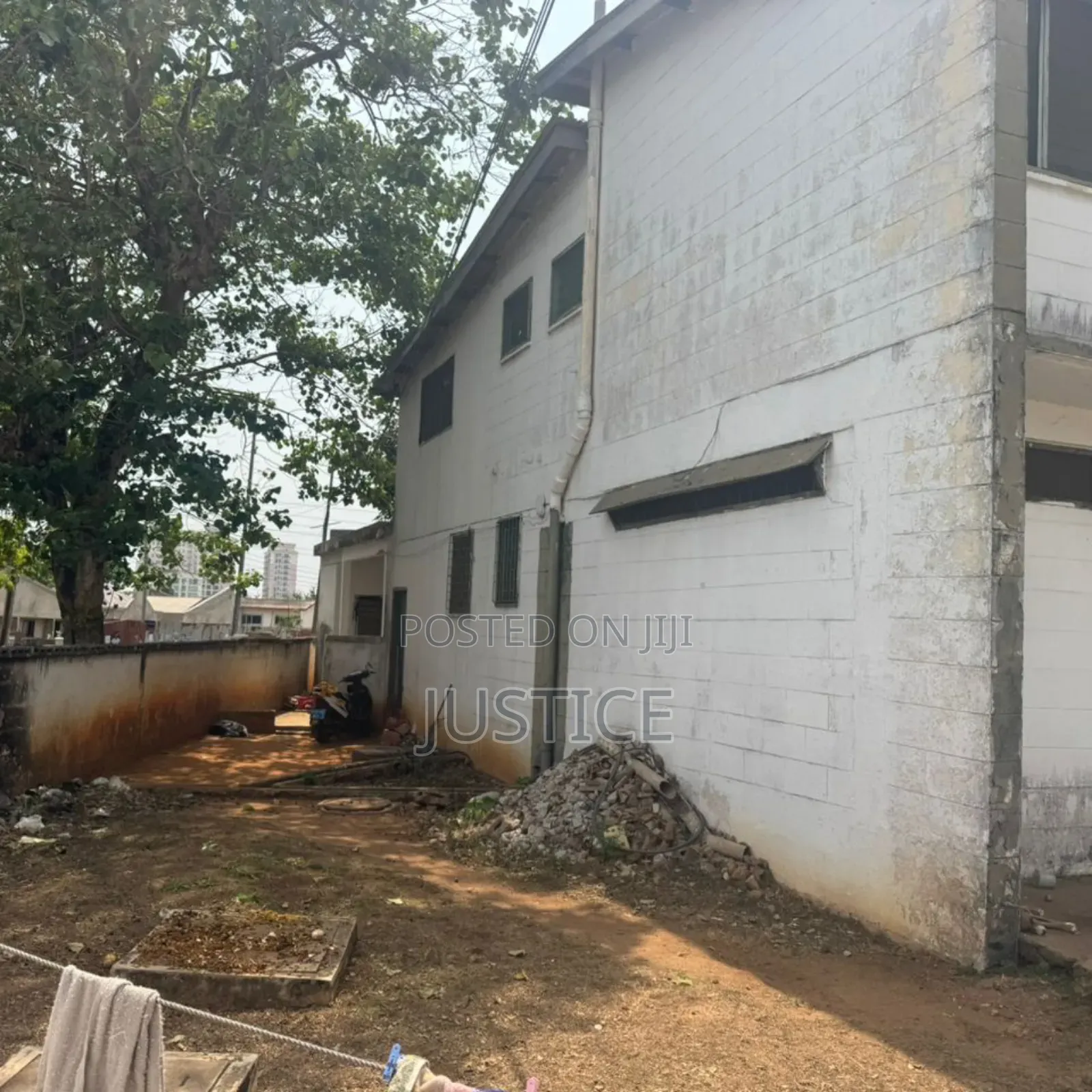 7bdrm House in Osu for sale in Osu