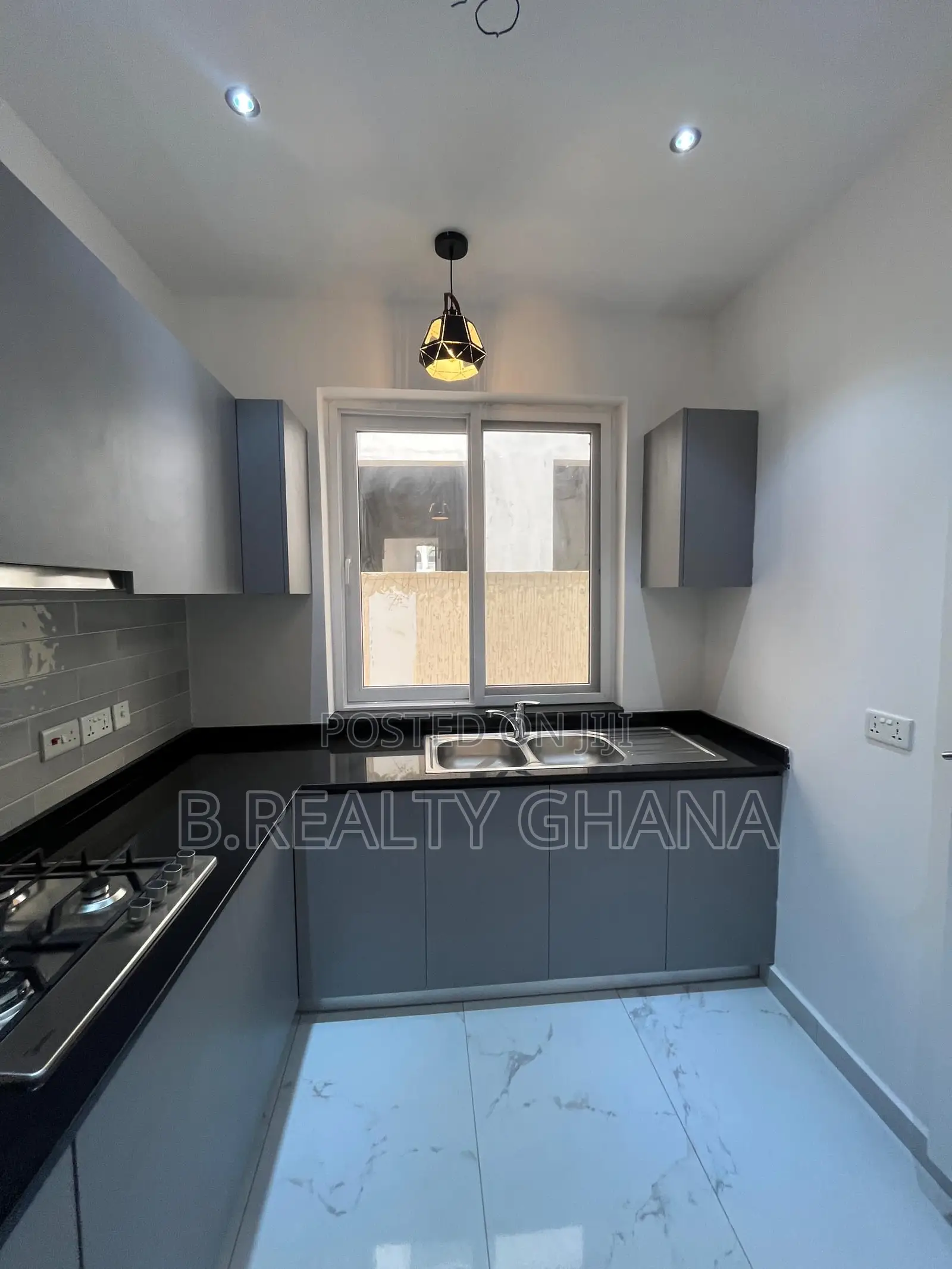 3bdrm Townhouse/Terrace in Spintex for sale in Spintex
