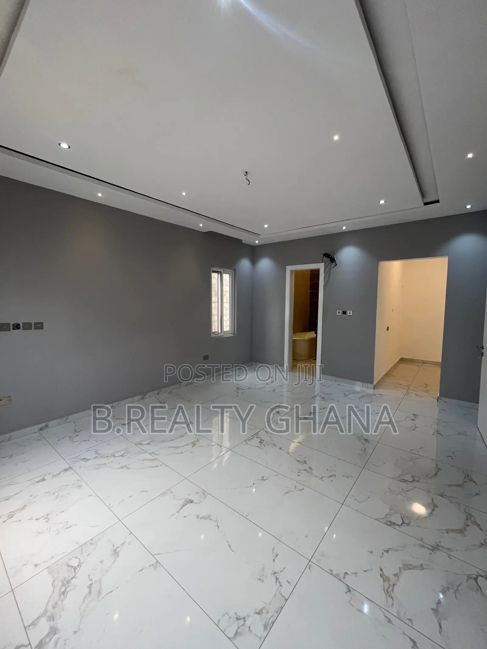 4bdrm Townhouse/Terrace in Spintex for sale in Spintex