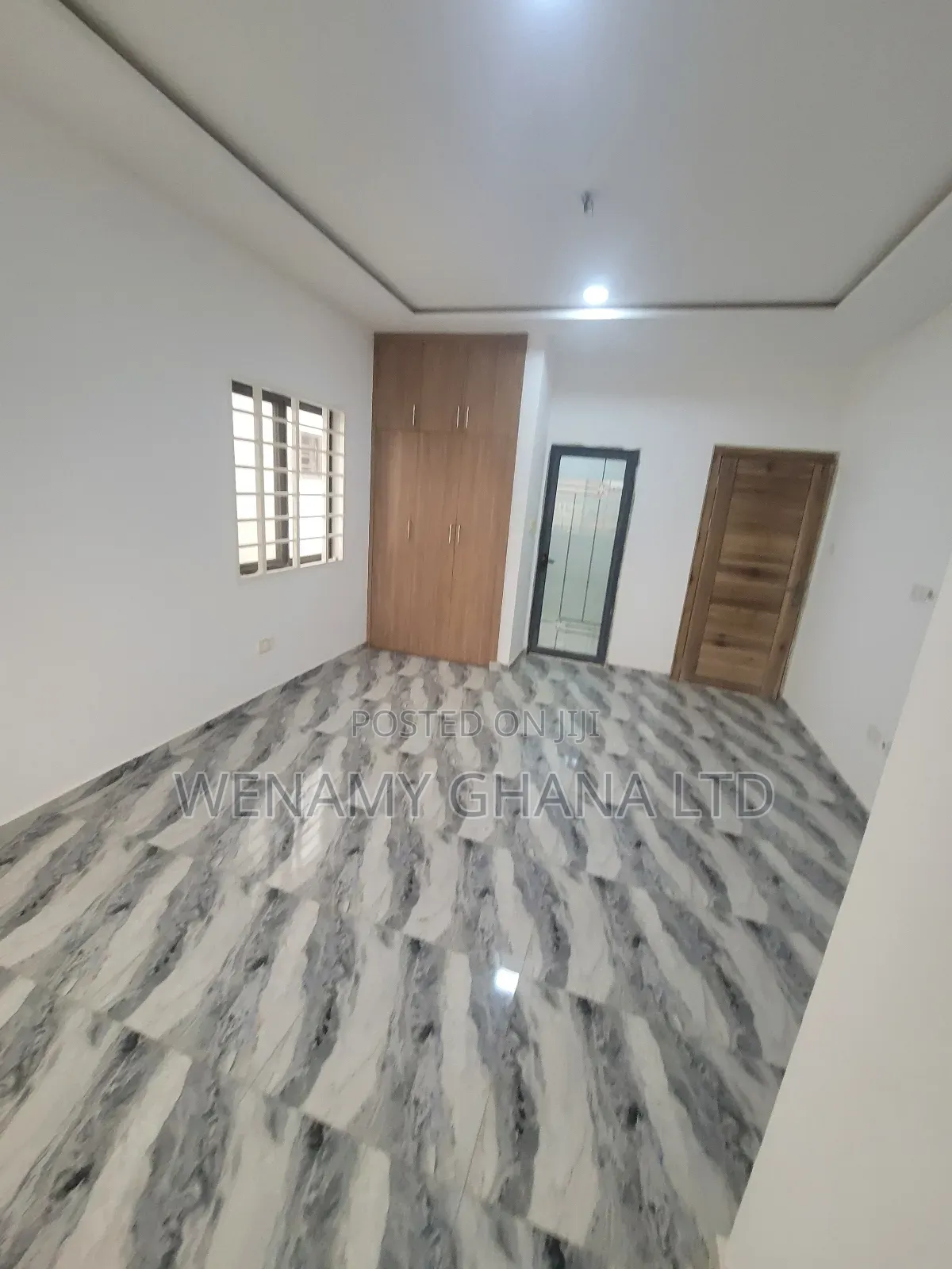 2bdrm Townhouse/Terrace in Community 25, Tema Metropolitan for sale in Tema Metropolitan