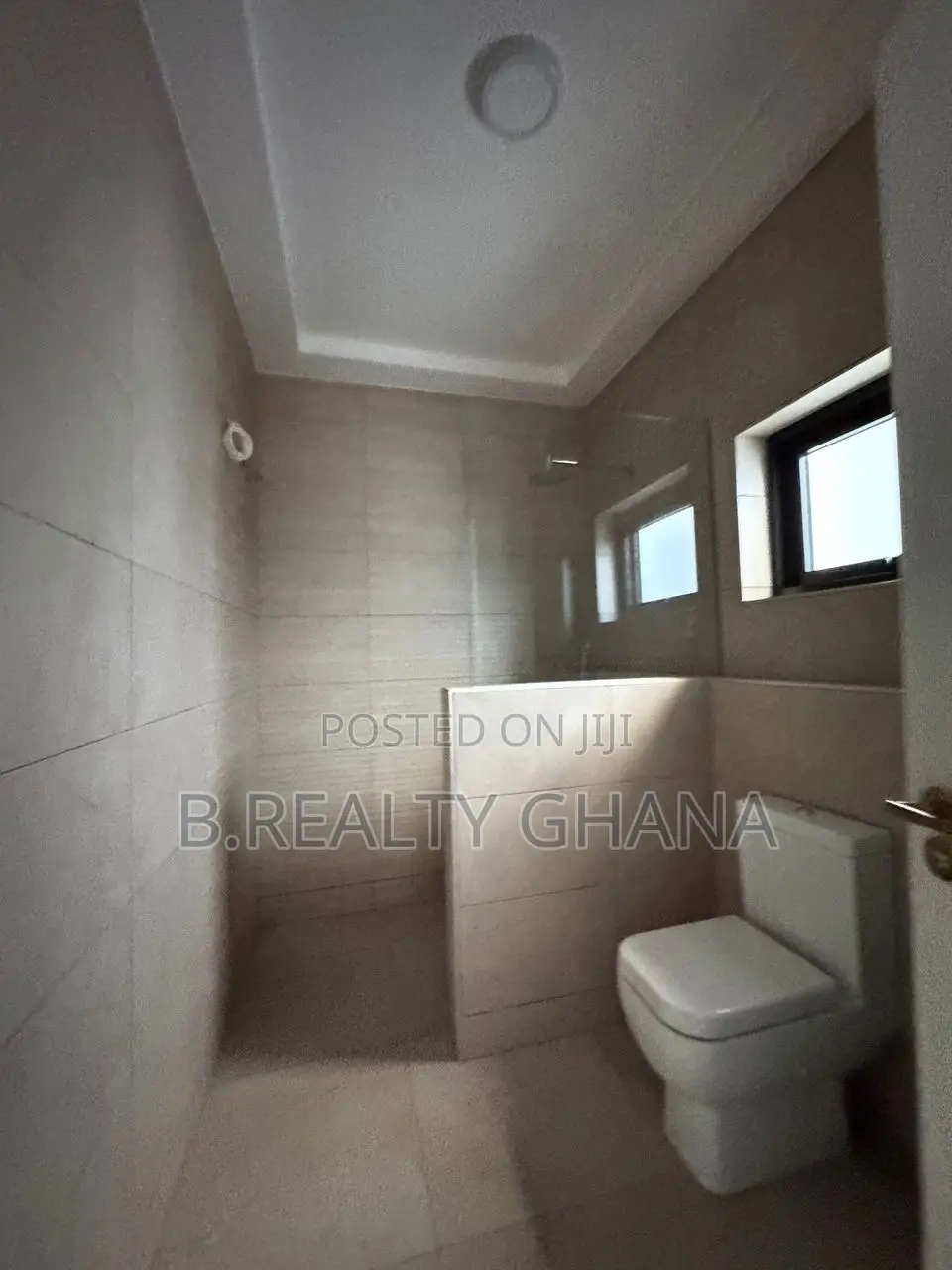 3bdrm Townhouse/Terrace in Adenta for sale in Adenta