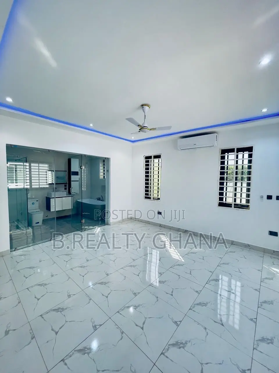 3bdrm Townhouse/Terrace in Adenta for sale in Adenta