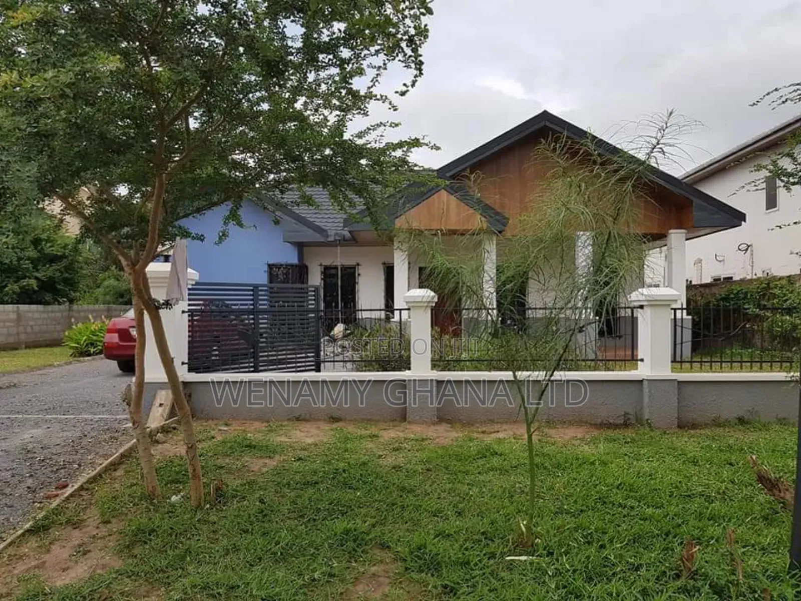 Furnished 4bdrm House in Community 25, Tema Metropolitan for sale in Tema Metropolitan