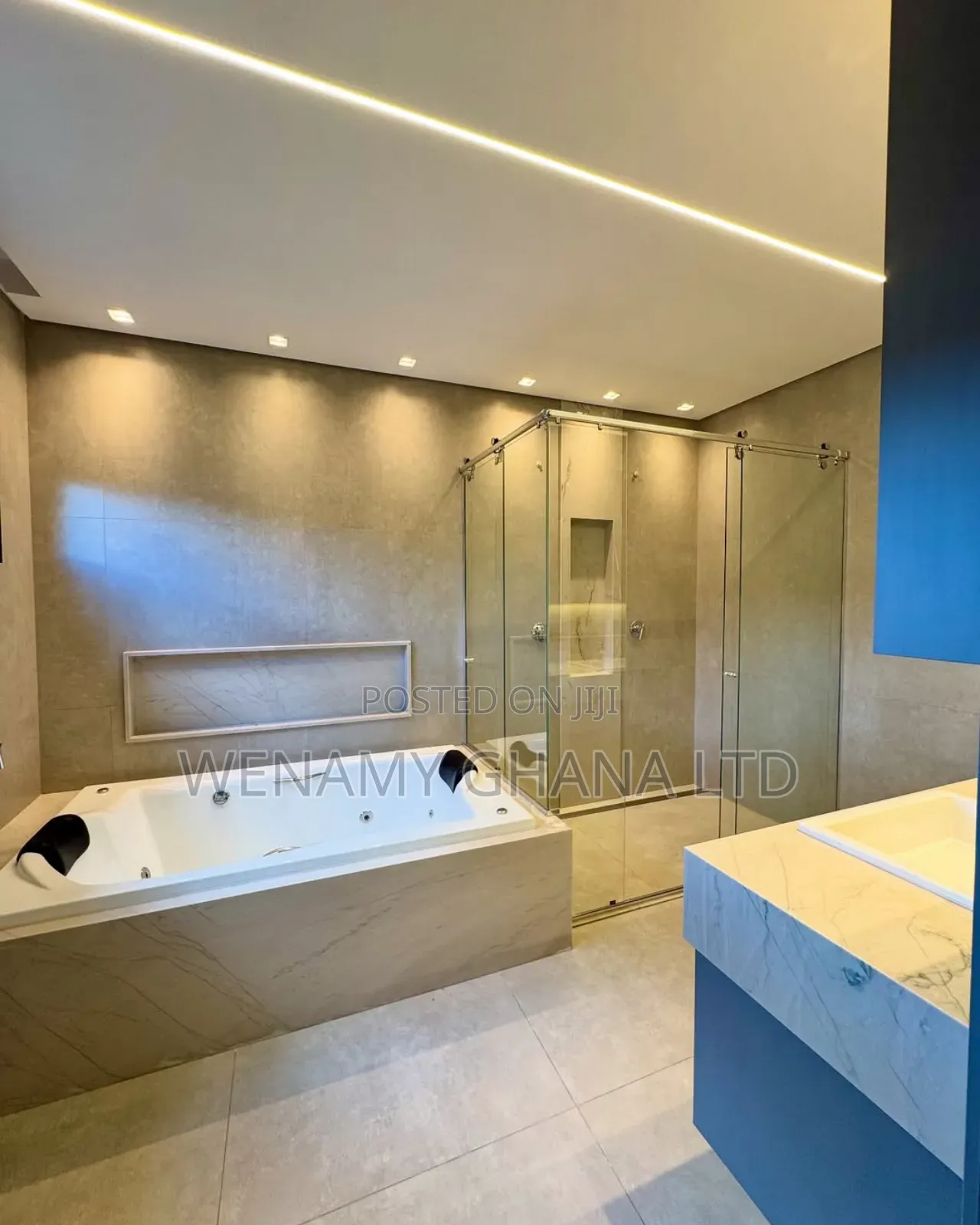 Furnished 4bdrm Duplex in Accra for sale in Accra Metropolitan
