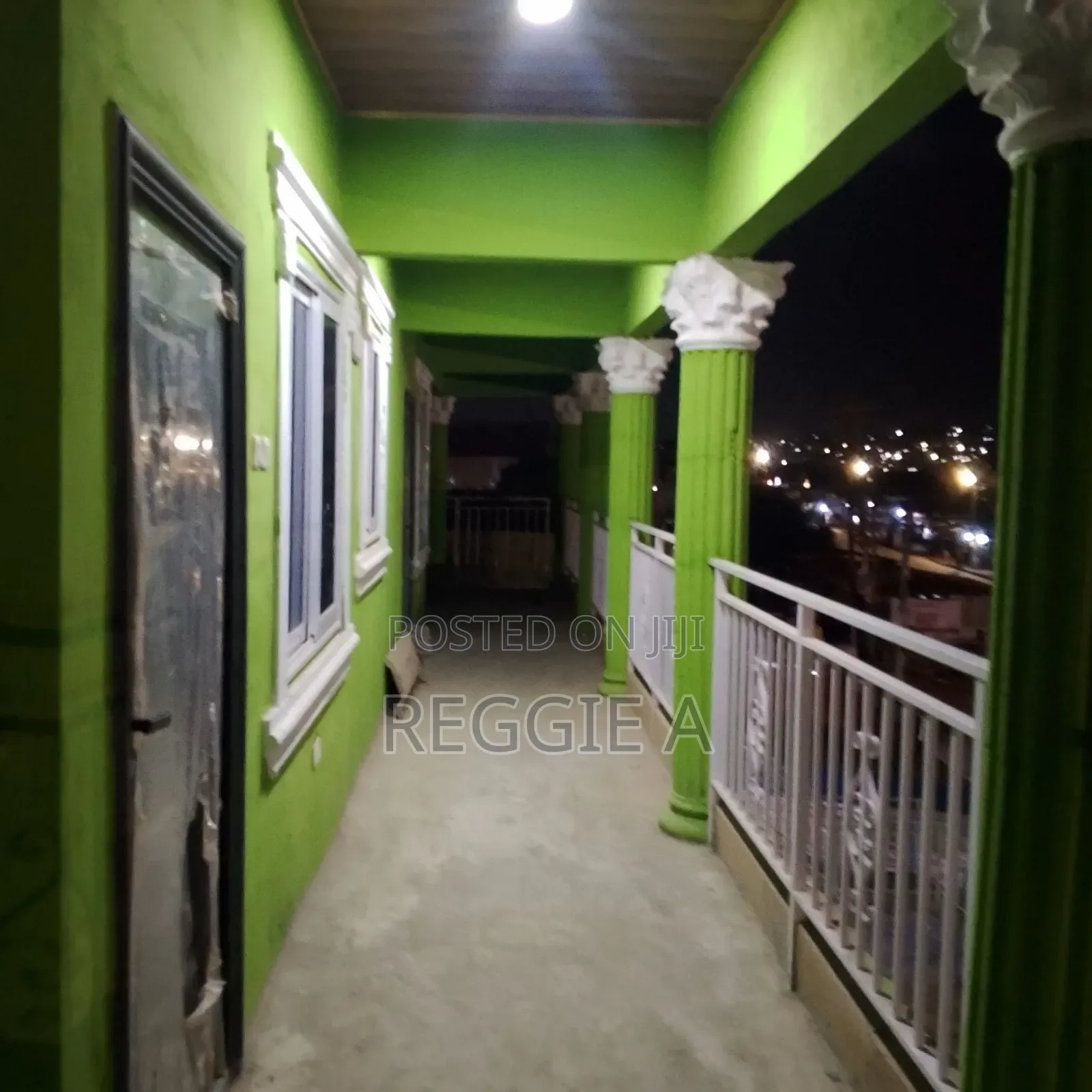 One Bedroom Fully Furnished Flat. Short/Long Stay in Ga South Municipal