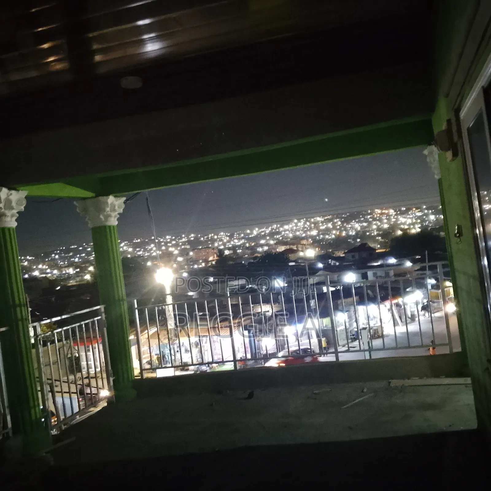 One Bedroom Fully Furnished Flat. Short/Long Stay in Ga South Municipal