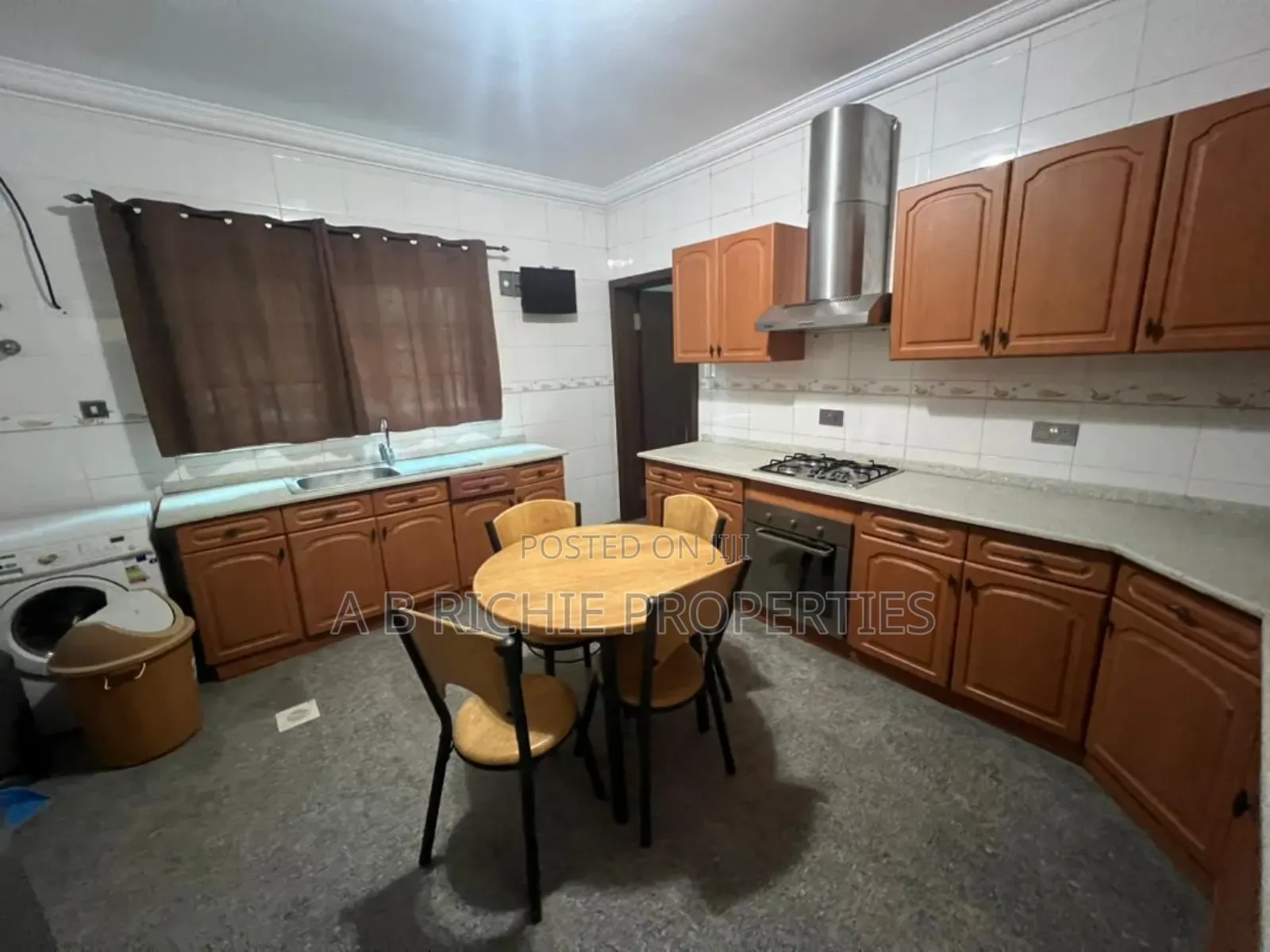 Furnished 4bdrm Apartment for sale in Airport Residential Area