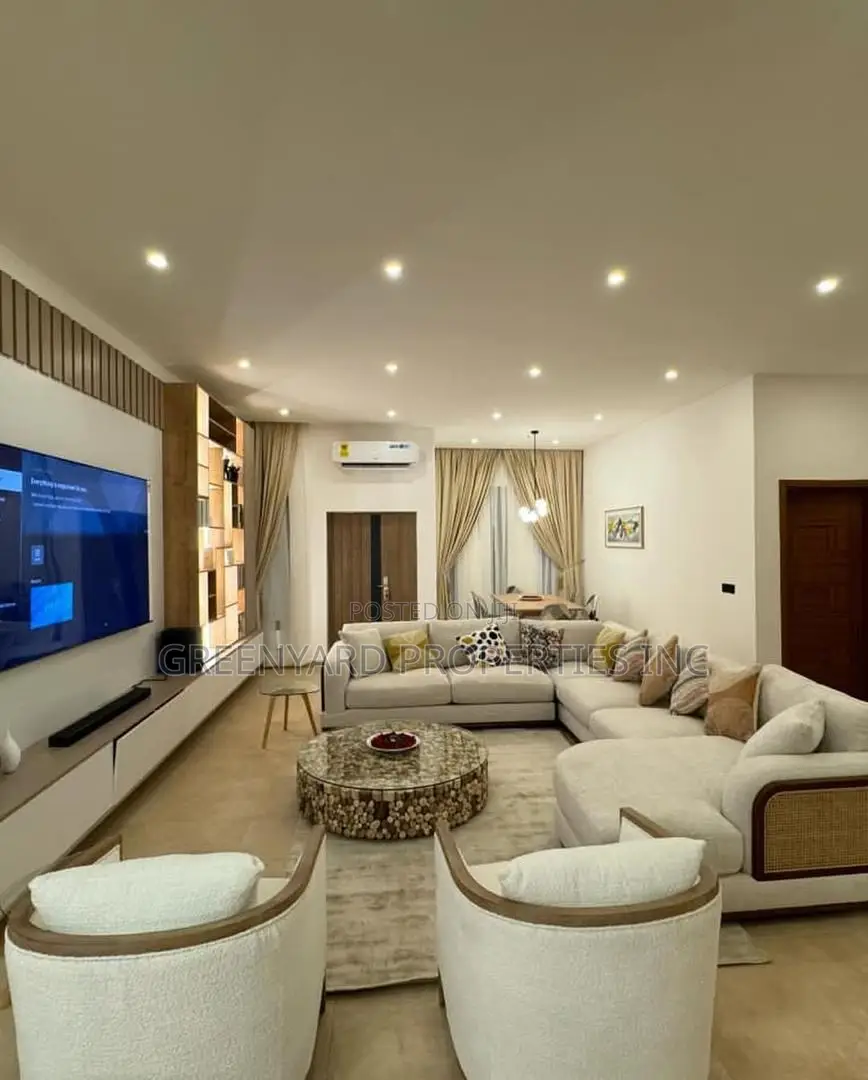 3bdrm House in Community 8, Lake Side Estate for sale in Lake Side Estate