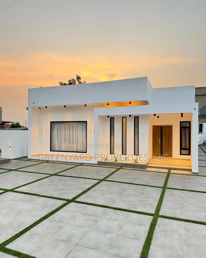 3bdrm House in Community 8, Lake Side Estate for sale in Lake Side Estate