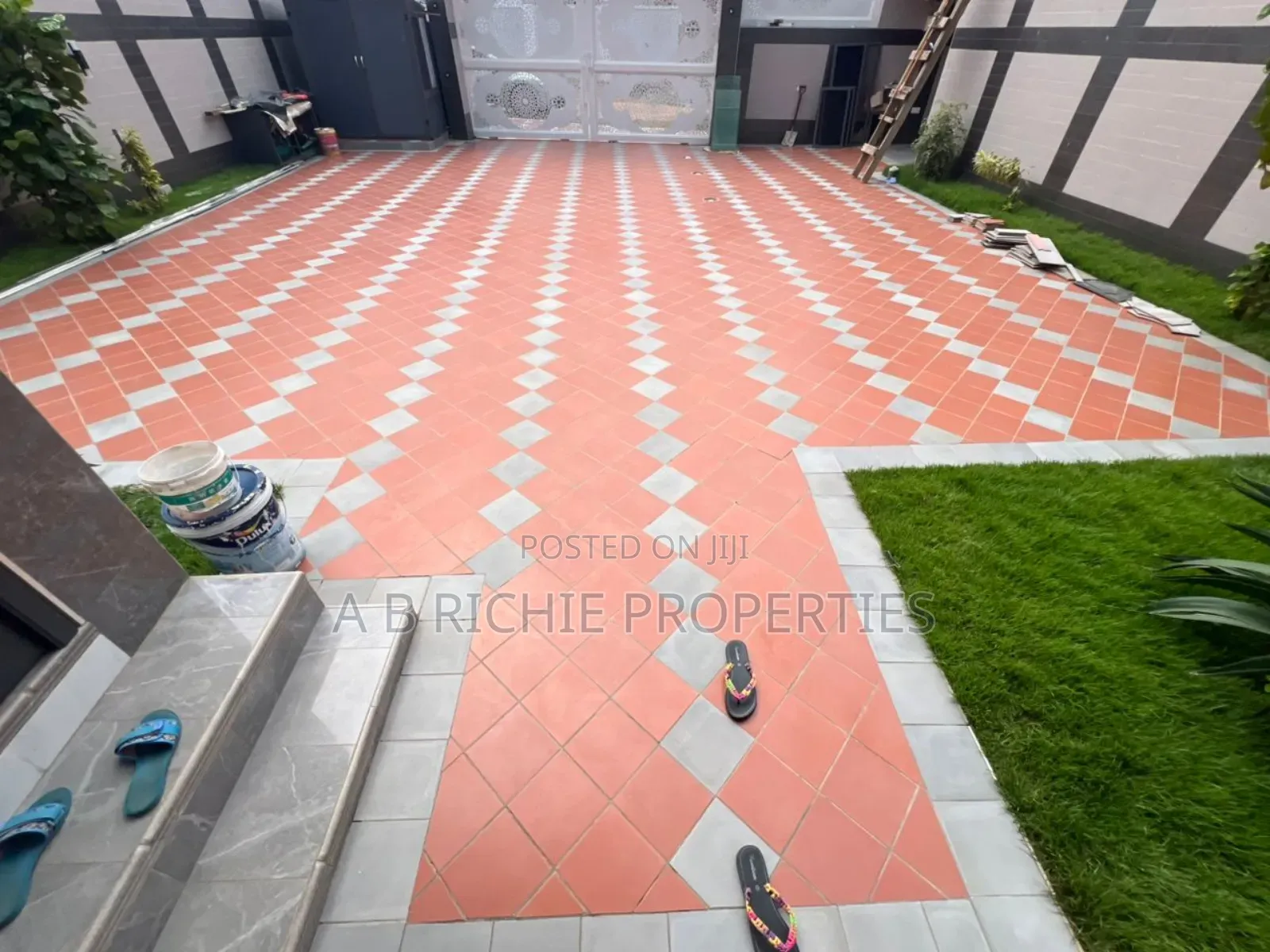 Furnished 3bdrm Apartment in Ab Richie Properties, Tseaddo for sale in Tseaddo