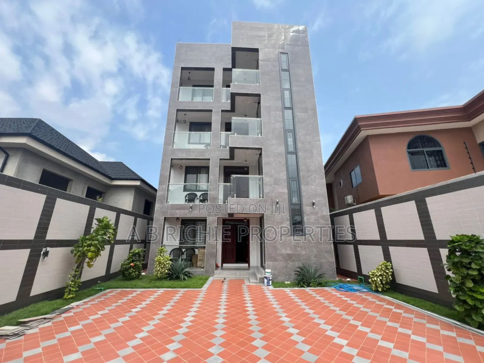 Furnished 3bdrm Apartment in Ab Richie Properties, Tseaddo for sale in Tseaddo