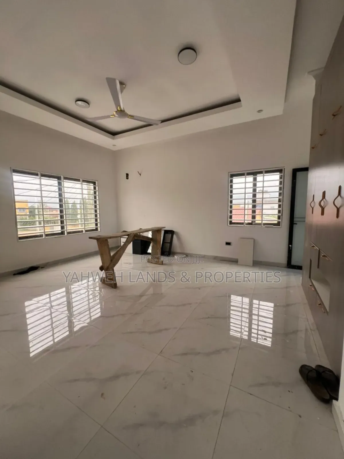 3bdrm House in Hfc Estate, Spintex for sale in Spintex
