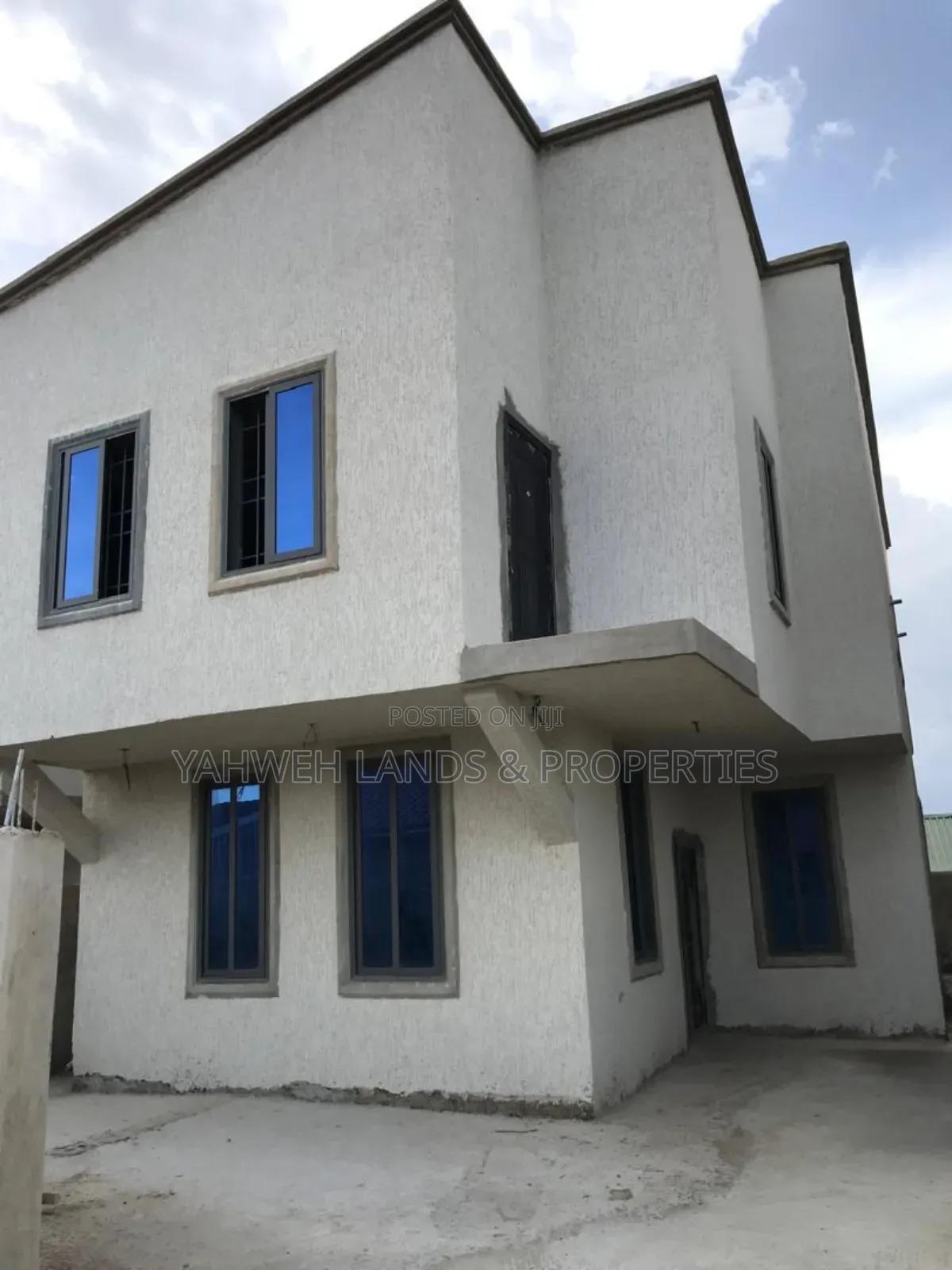 4bdrm House in Spintex for sale in Spintex