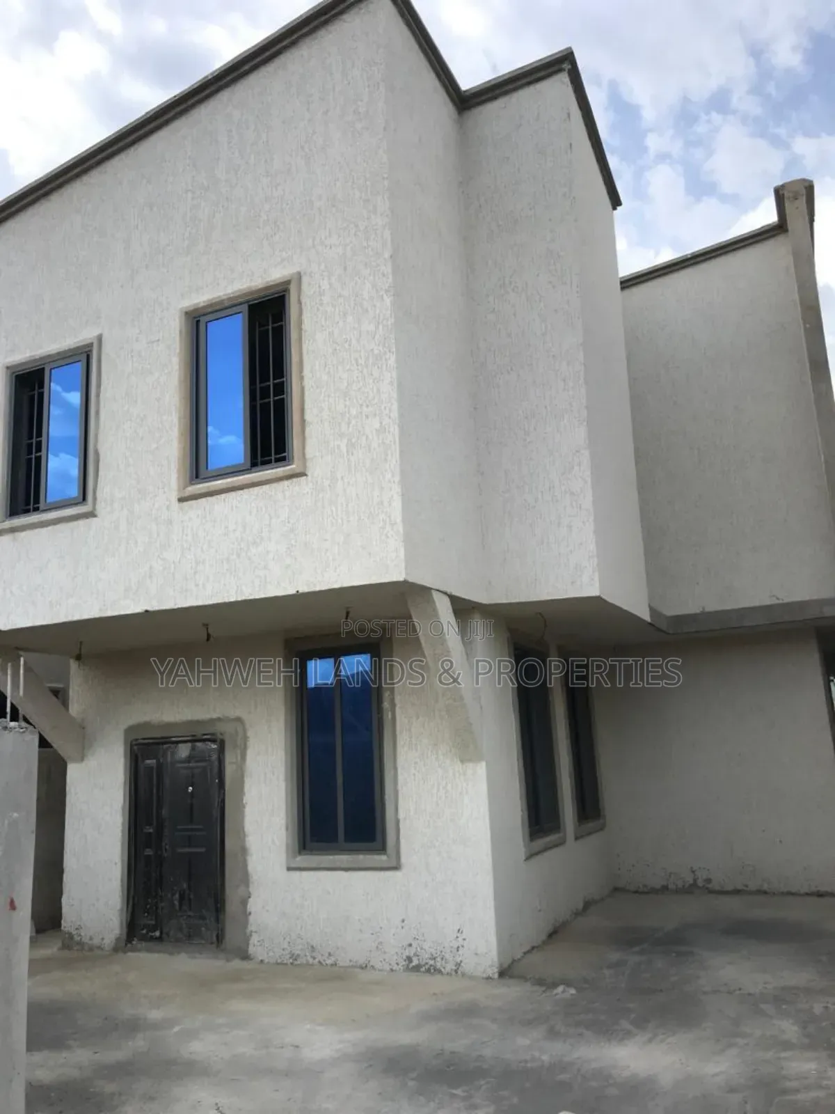 4bdrm House in Spintex for sale in Spintex