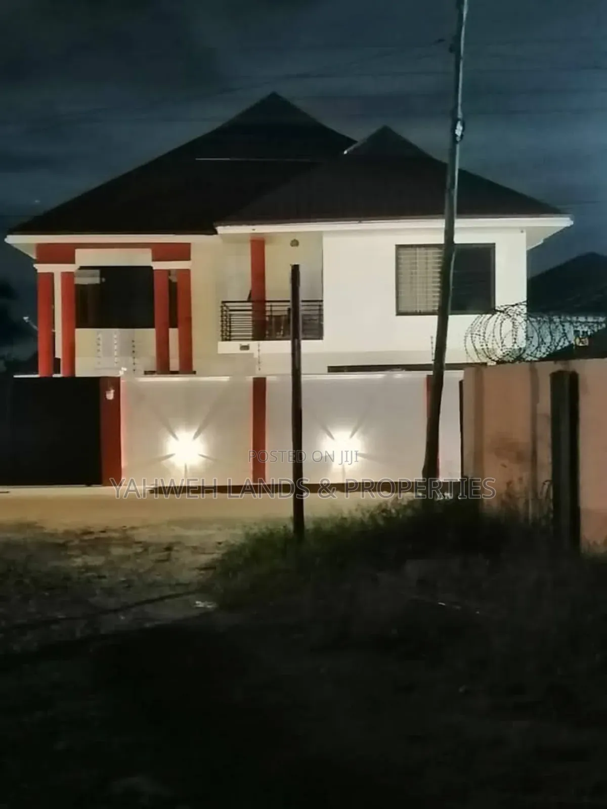 5bdrm House in Lakeside Estate for sale in Lake Side Estate