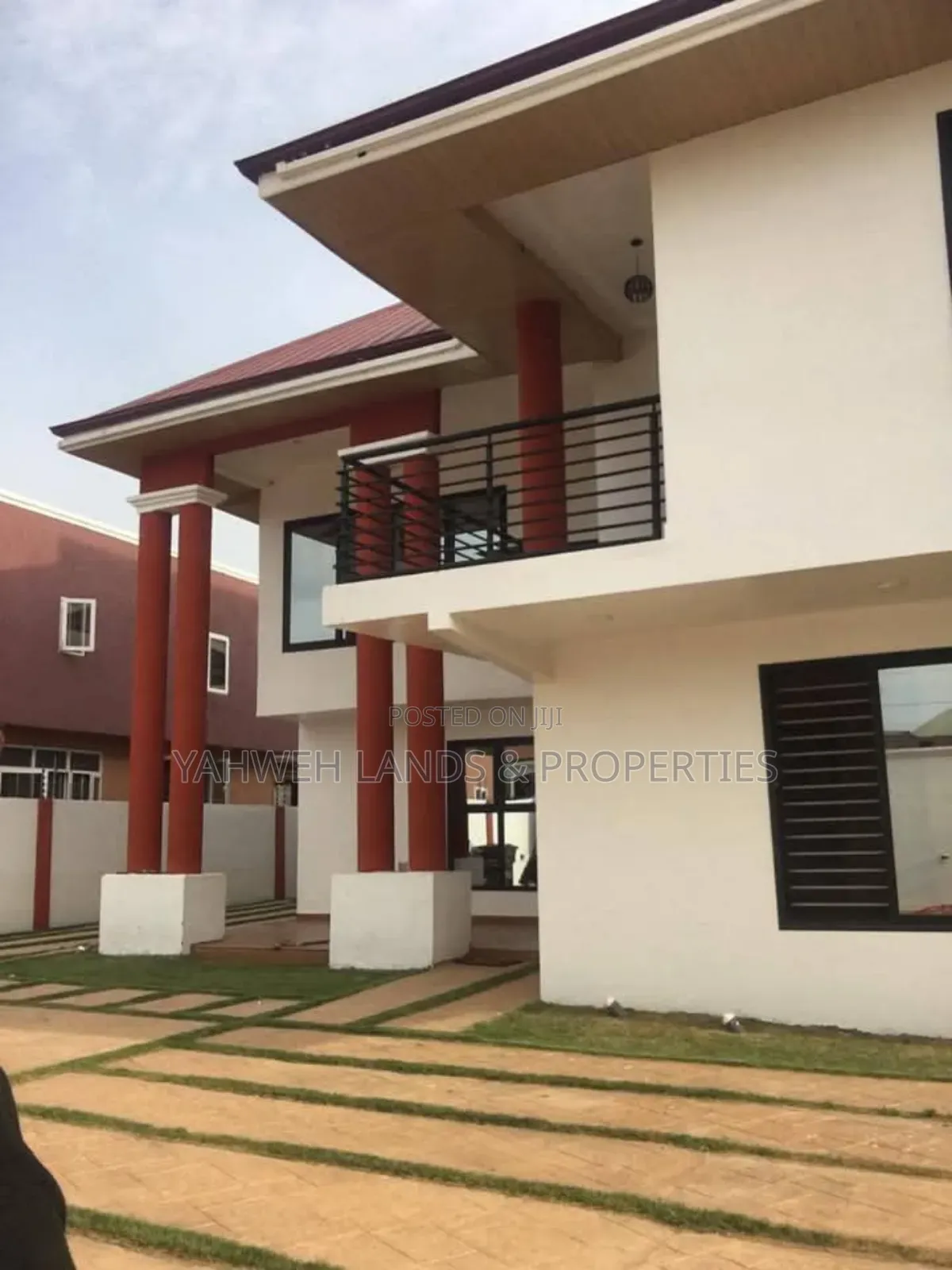 5bdrm House in Lakeside Estate for sale in Lake Side Estate