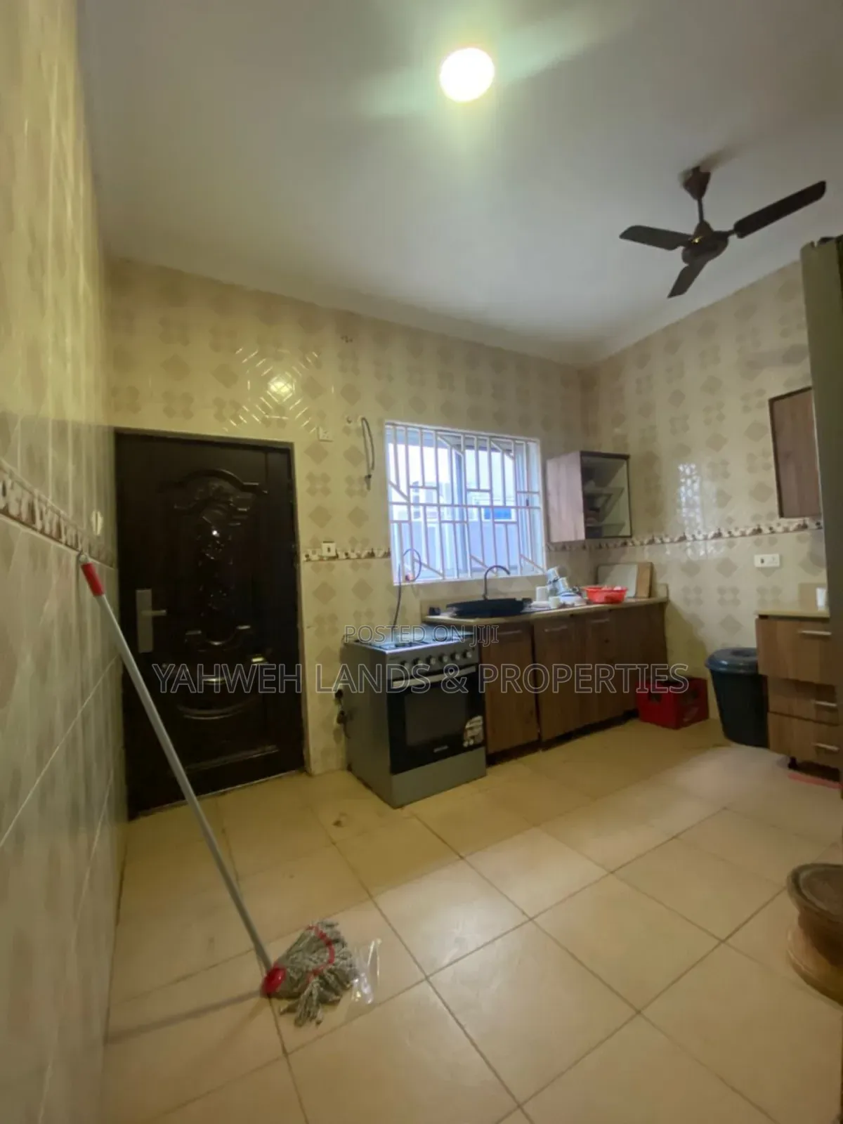 3bdrm House in Akuaba Estate, Spintex for sale in Spintex