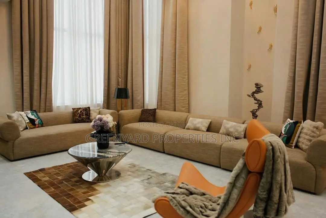 Furnished 4bdrm House in Hills, East Legon for sale in East Legon