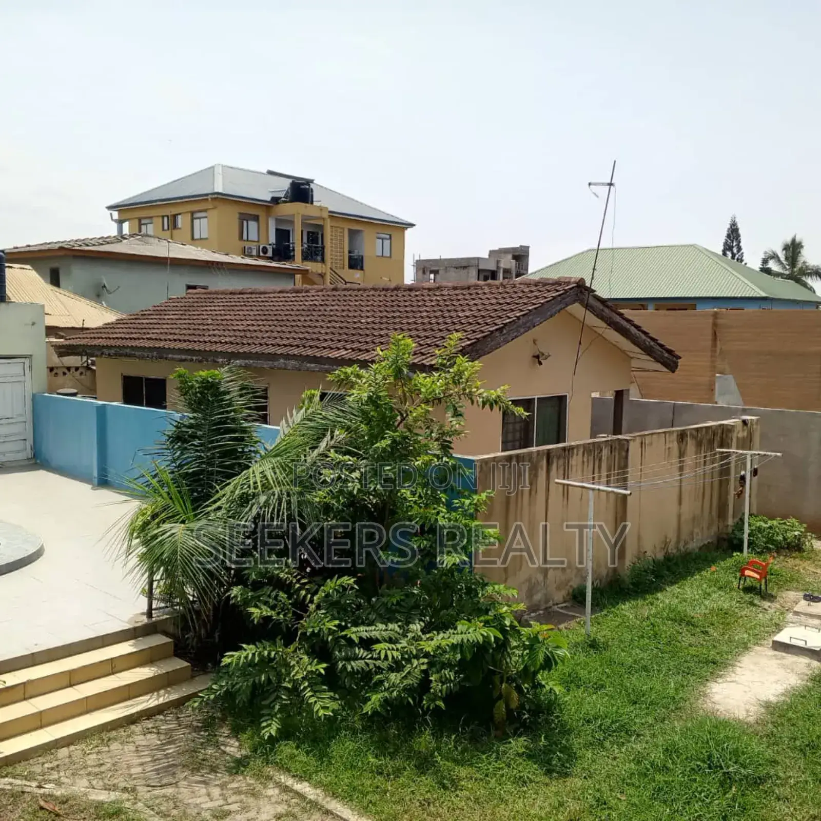 12bdrm Apartment in Seekers Realty, Osu for sale in Osu