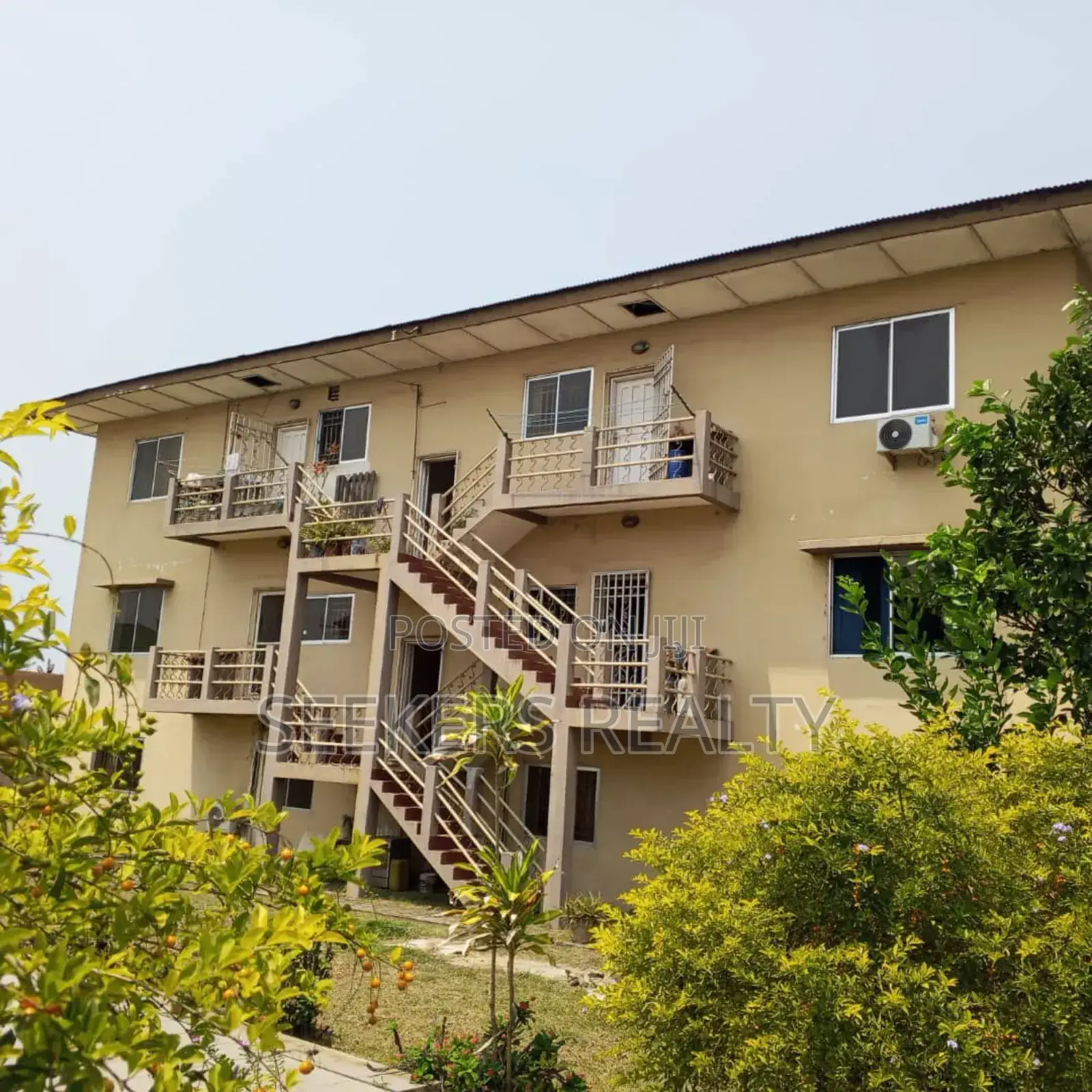 12bdrm Apartment in Seekers Realty, Osu for sale in Osu