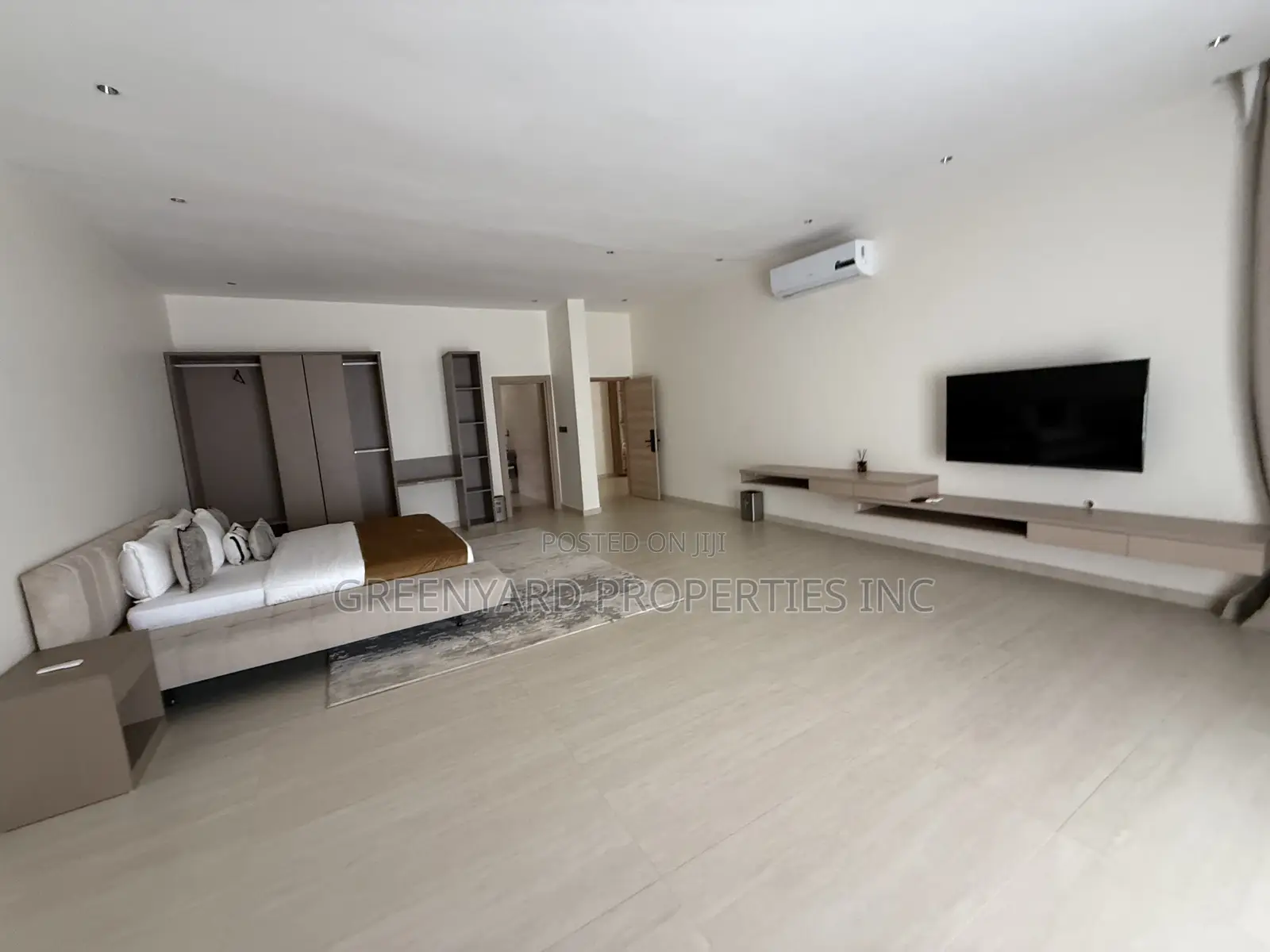 Furnished 7bdrm Mansion in Adjiringanor, East Legon for sale in East Legon