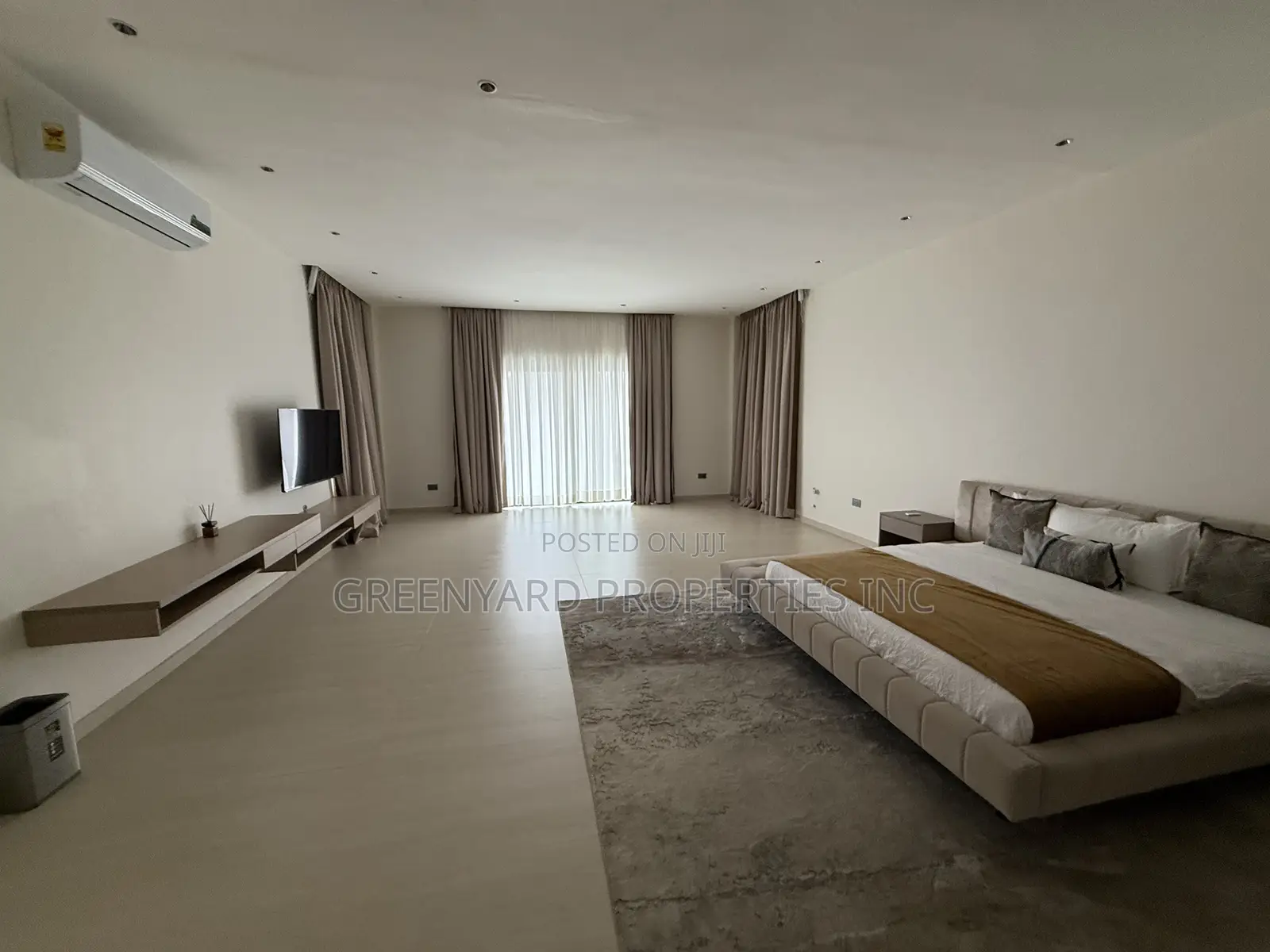 Furnished 7bdrm Mansion in Adjiringanor, East Legon for sale in East Legon