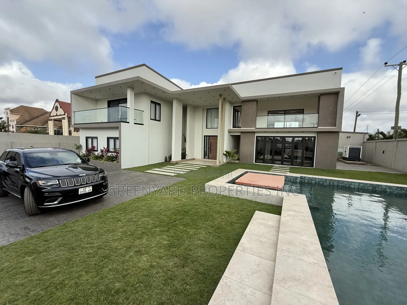 Furnished 7bdrm Mansion in Adjiringanor, East Legon for sale in East Legon