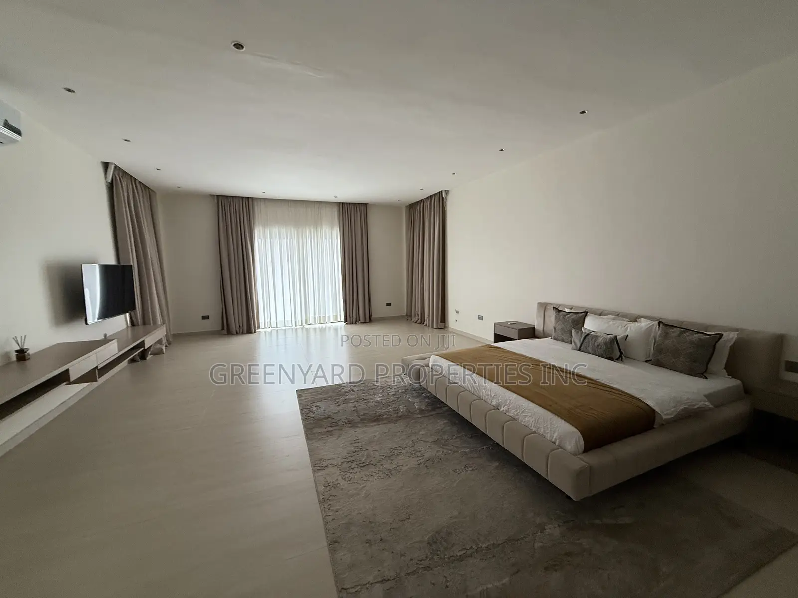 Furnished 7bdrm Mansion in Adjiringanor, East Legon for sale in East Legon
