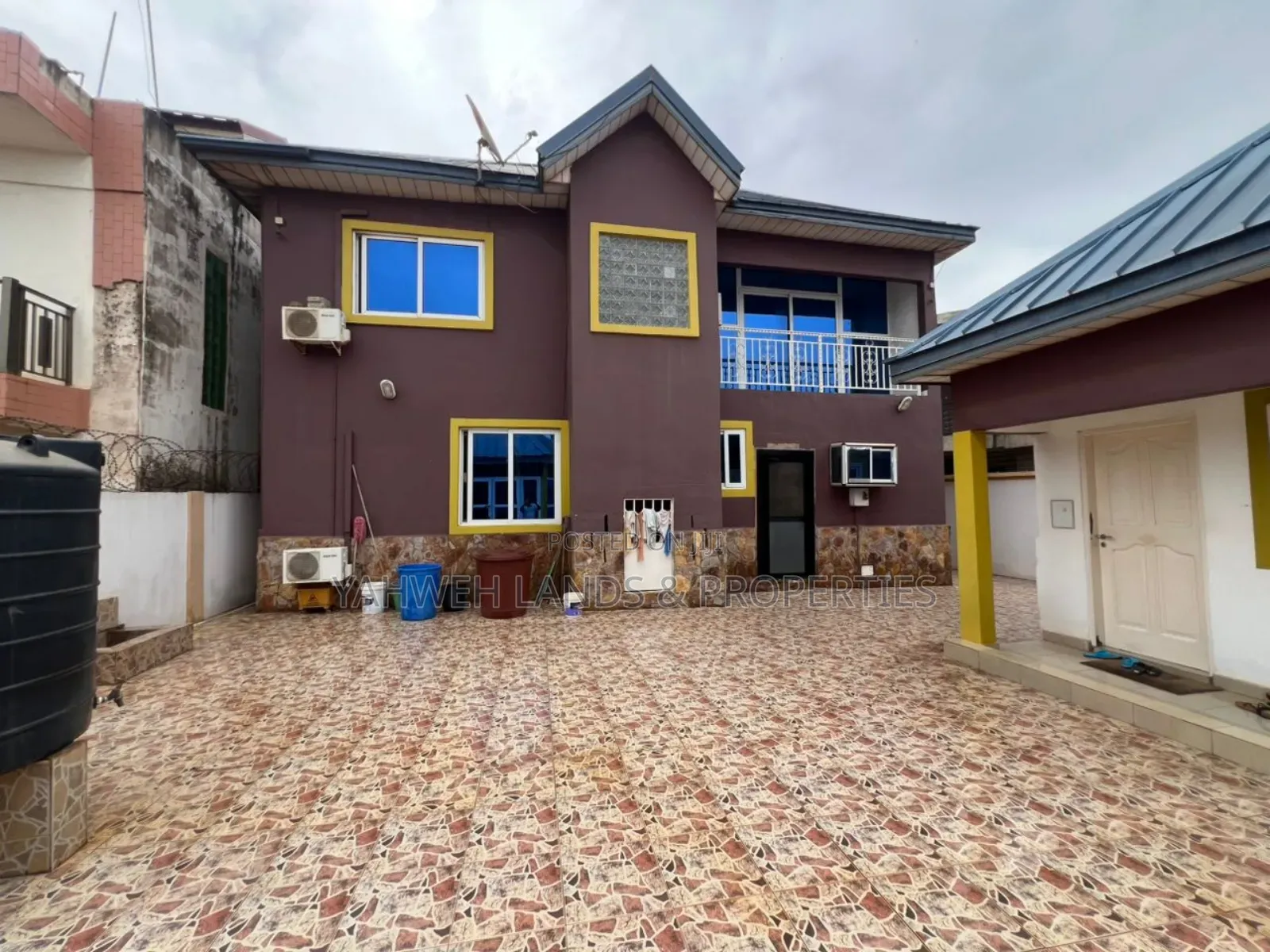 4bdrm House in Spintex for sale in Spintex