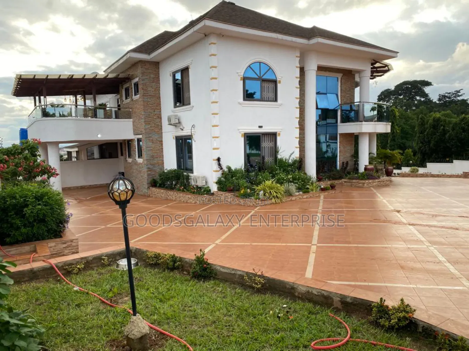 Furnished 5bdrm Mansion in Kumasi Metropolitan for sale in Kumasi Metropolitan