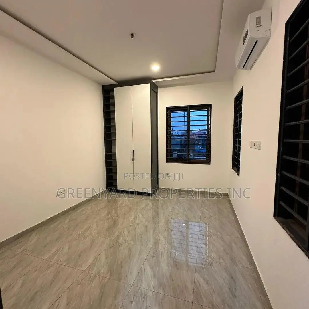 3bdrm House in C8, Lake Side Estate for sale in Lake Side Estate