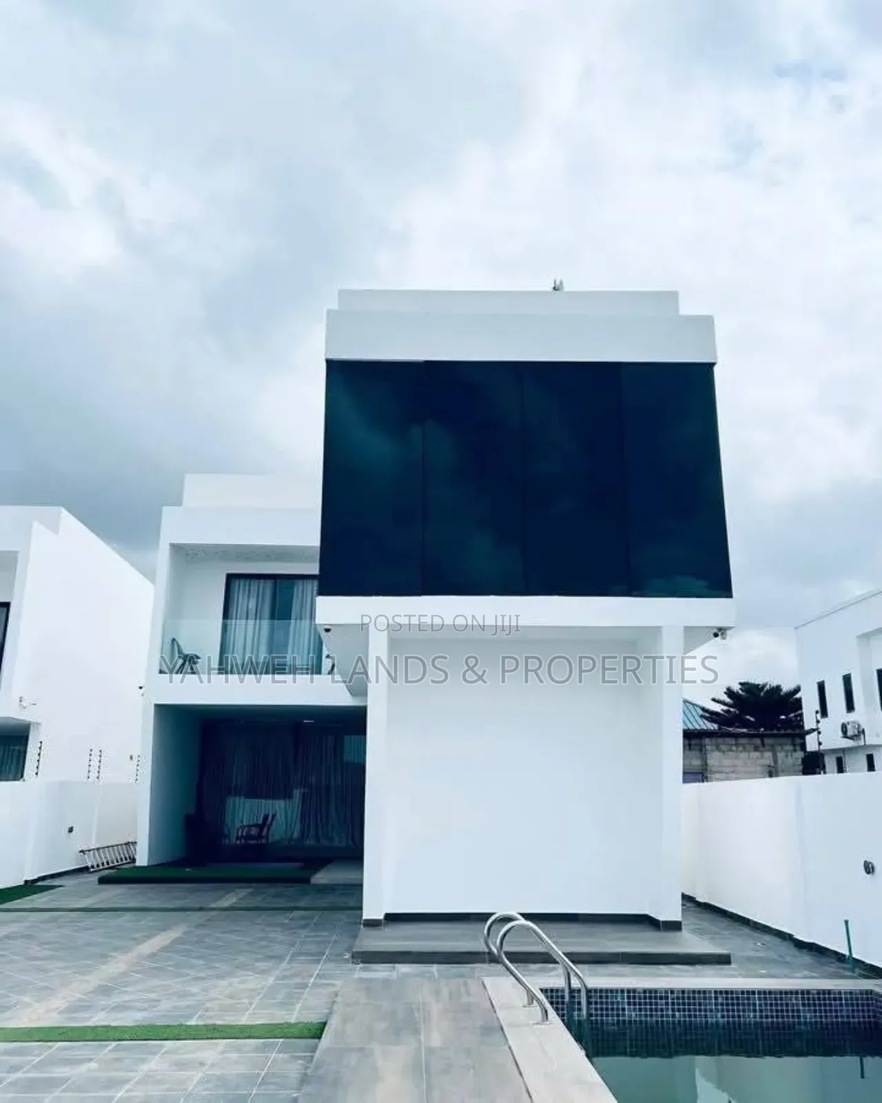 Furnished 4bdrm House in Airport Residential Area for sale in Airport Residential Area