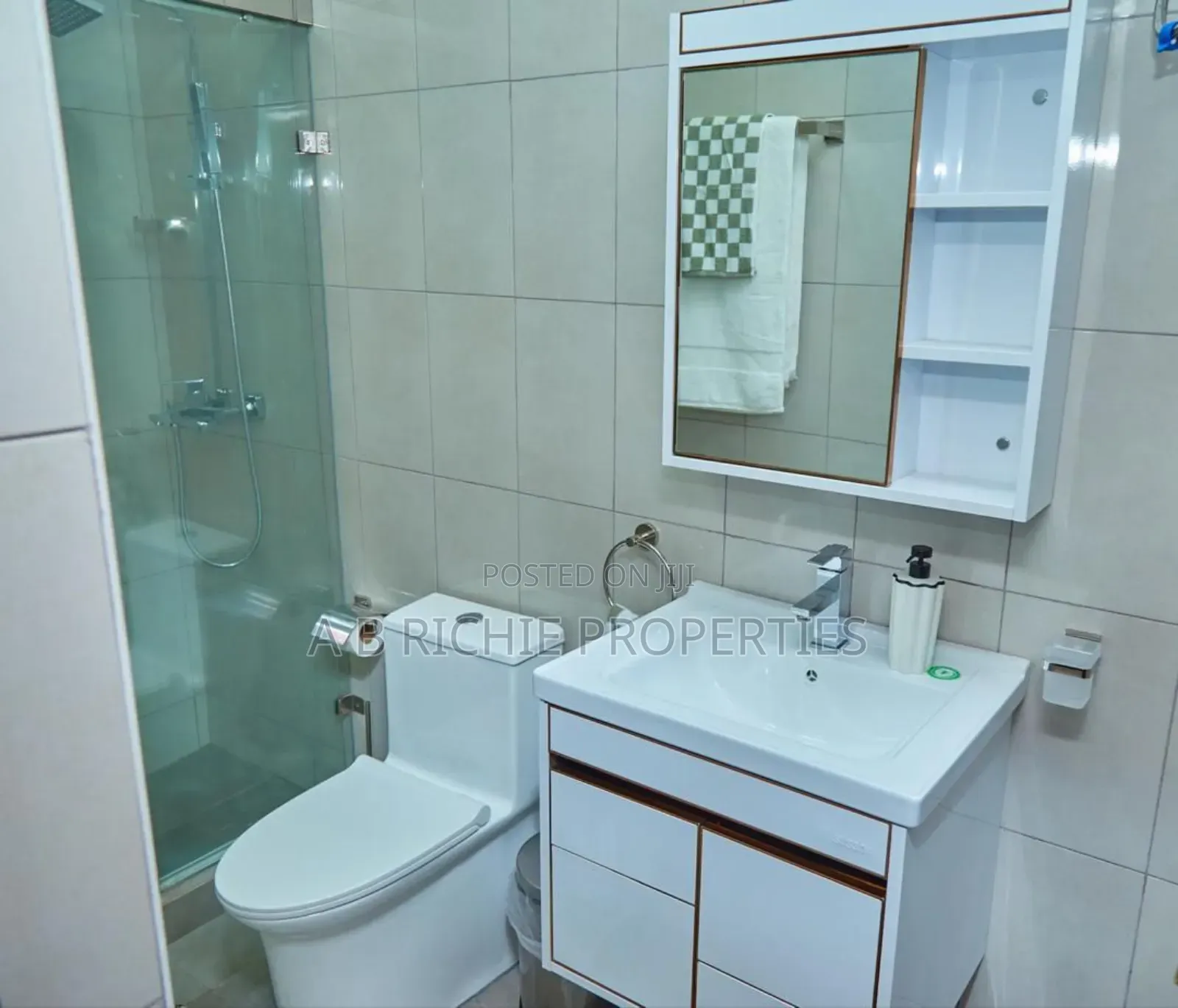 Furnished 20bdrm Apartment in Ab Richie Properties, Tseaddo for sale in Tseaddo